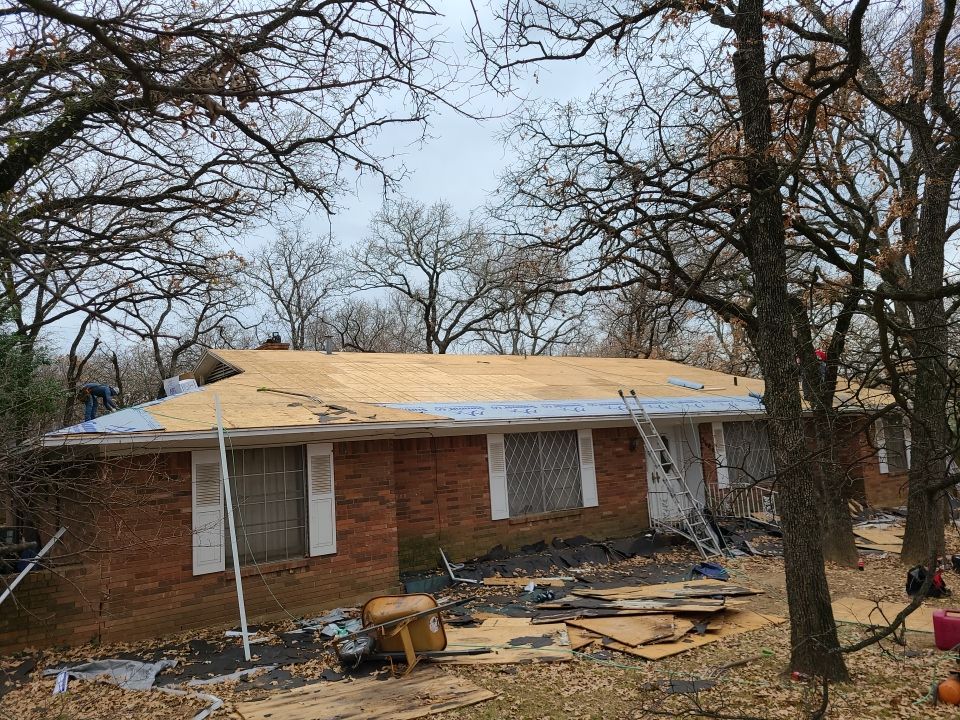 Residential Roofing Installation using ATLAS Pinnacle Pristine Shingles by Harvey Roofing & Construction
