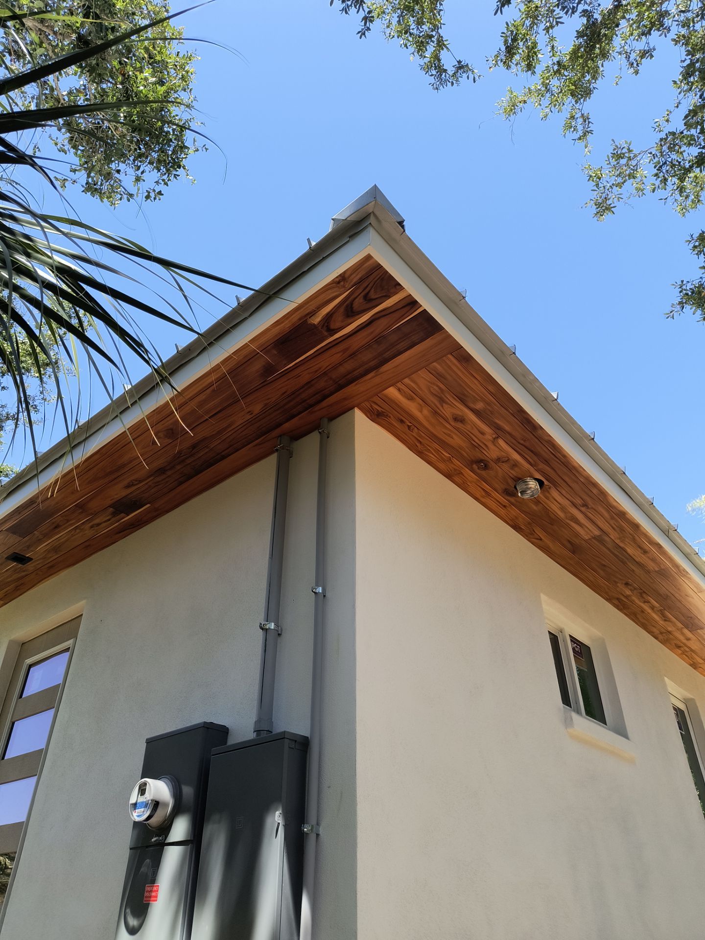 Half-Round Aluminum Gutters in Nokomis FL by Gutter Professors