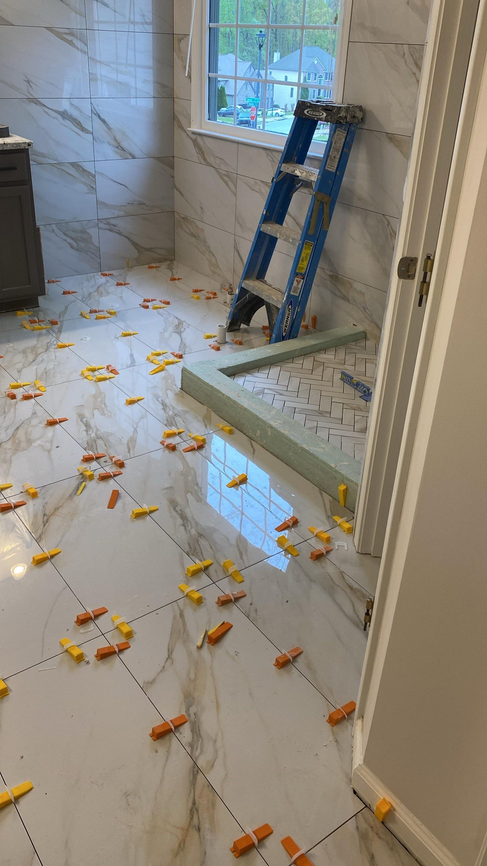 Master bathroom renovation by Prudencio