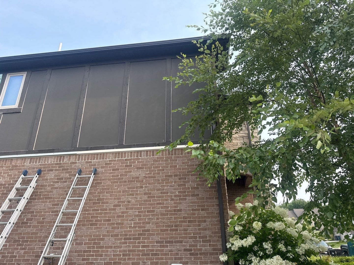 Siding Replacement using Alside S7 Cedar Mill Grain Composite by 180 Contractors