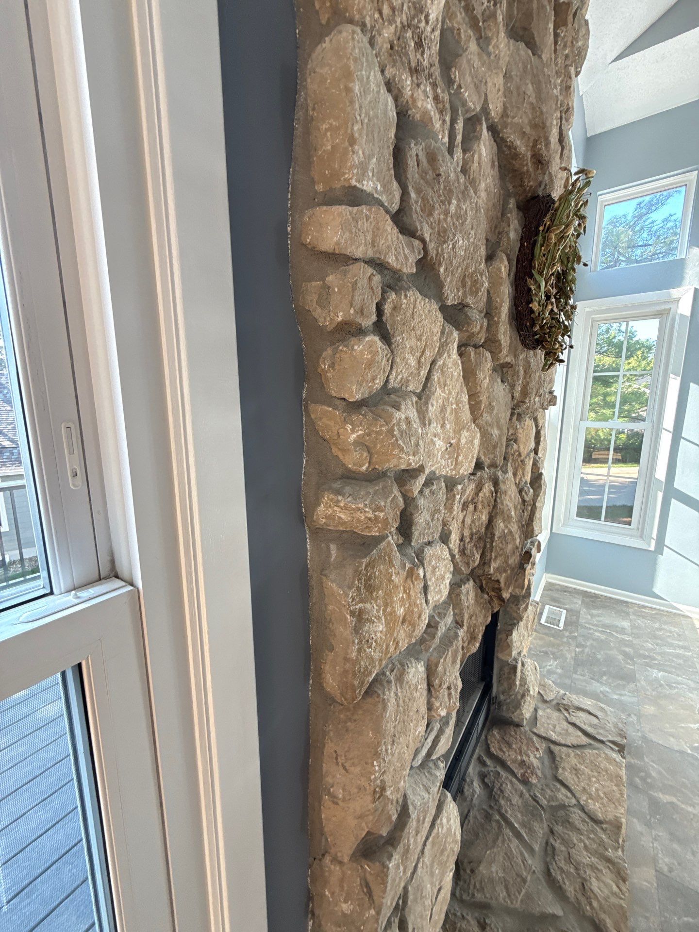 Condo Repaint Walls in Urbandale by Midwest Paint LLC