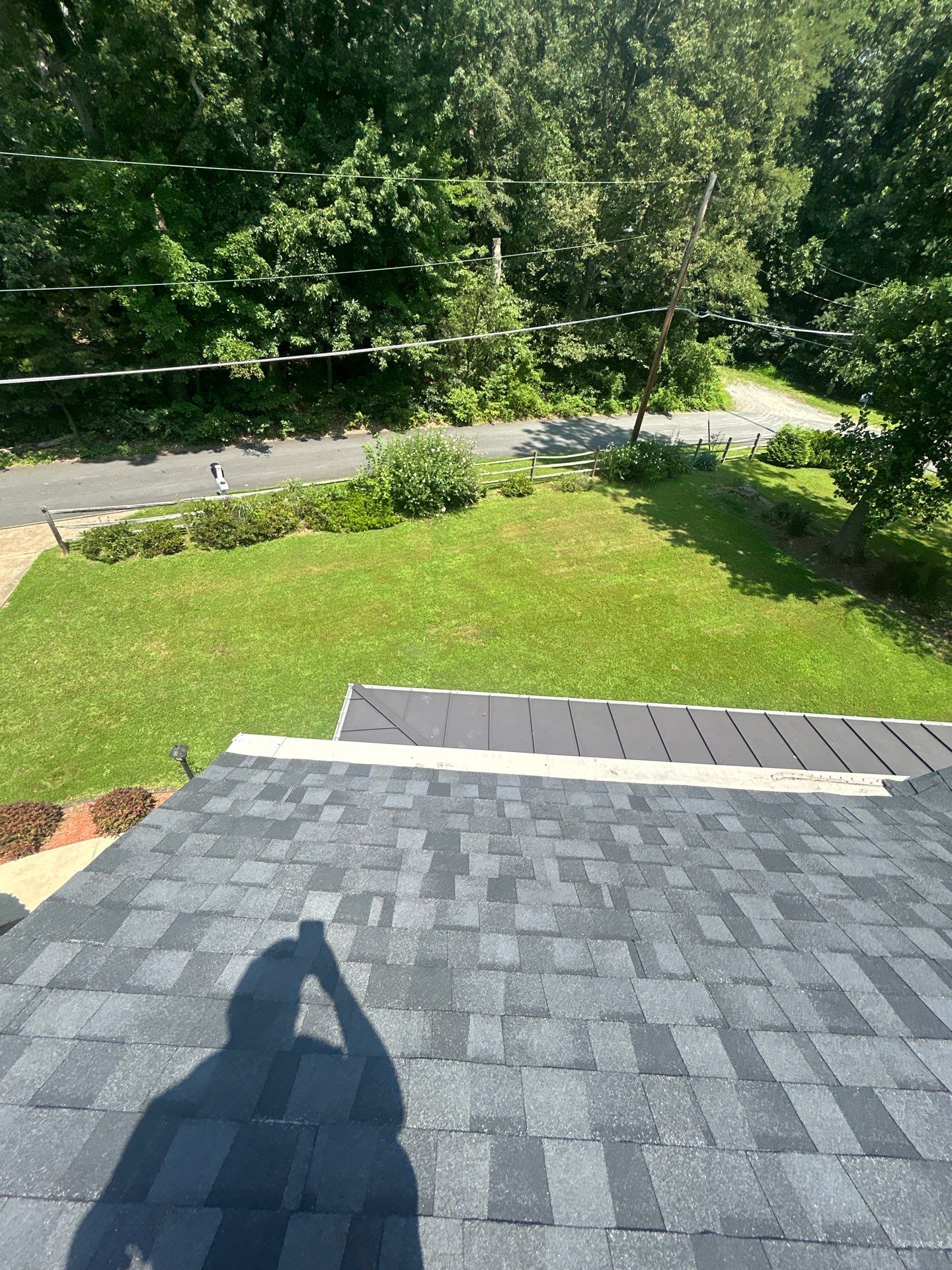 Lorton: Residential Roof with CertainTeed Landmark Pro in Max Def Moire Black by RM Banning, Inc.