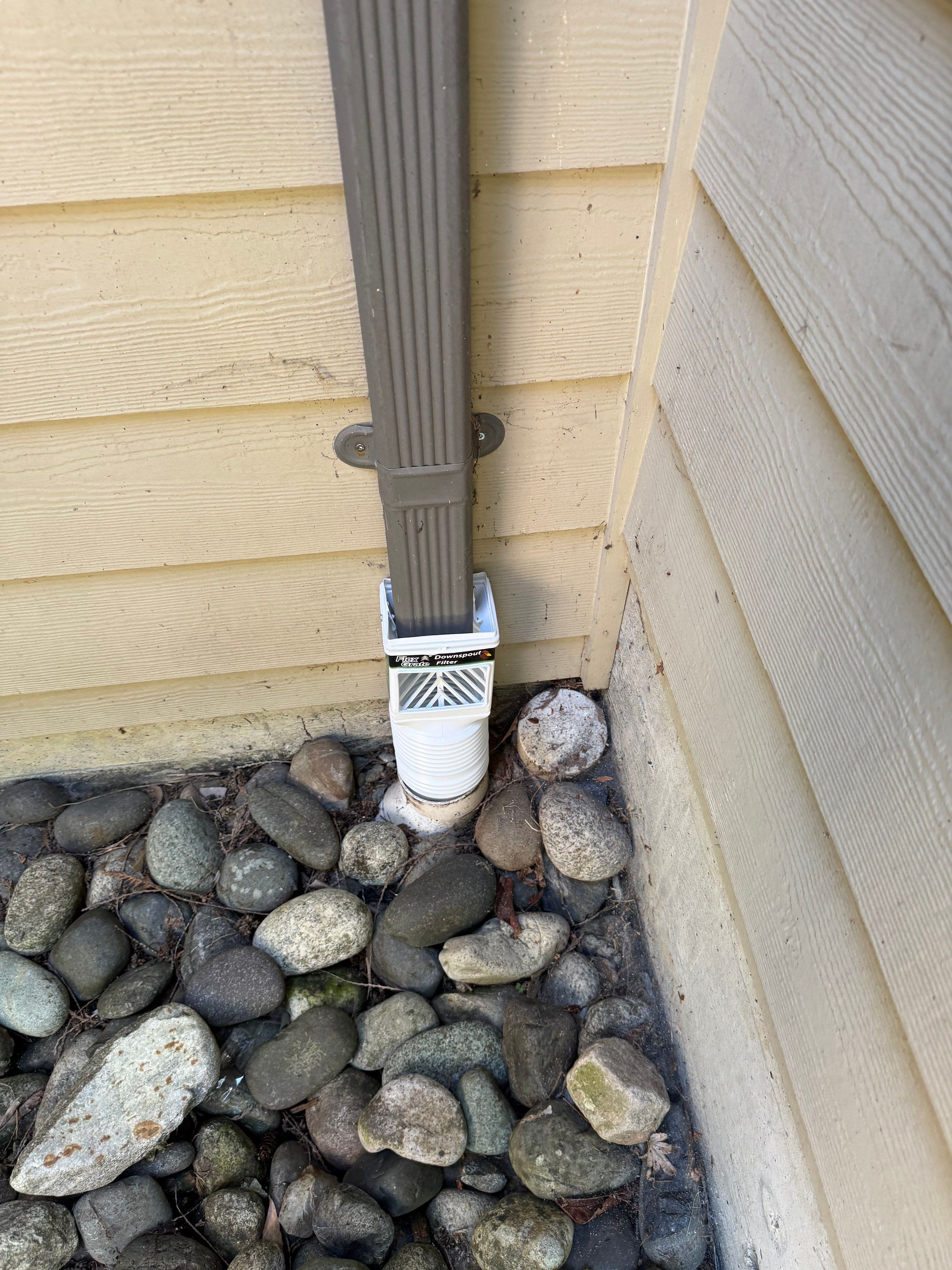 Gutter Cleaning in West Vancouver by YVR Construction Group