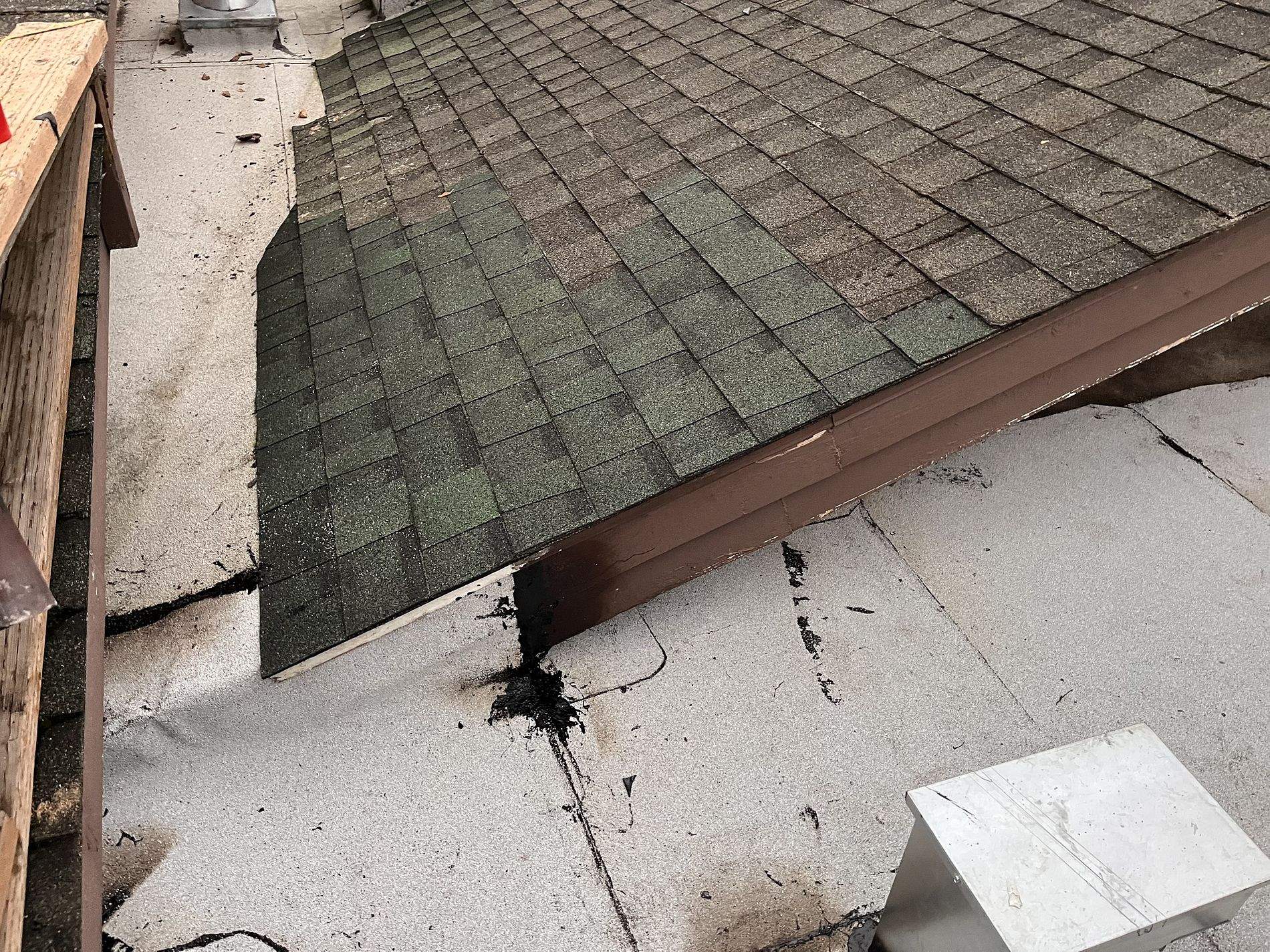 Commercial Roof Repair in Port Orchard, WA by Hanley Construction