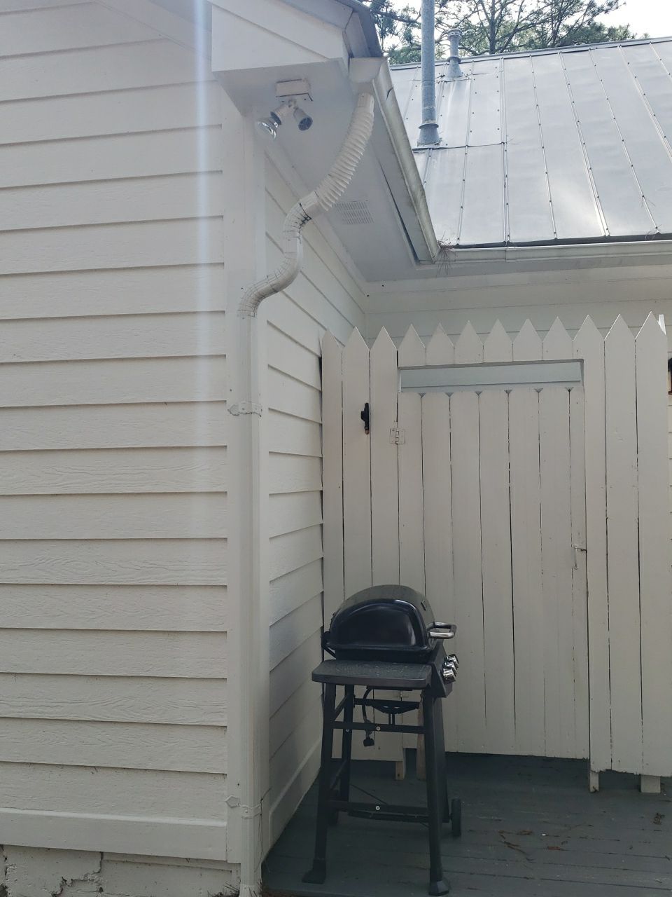Replacing with seamless gutters by Gutter Professors