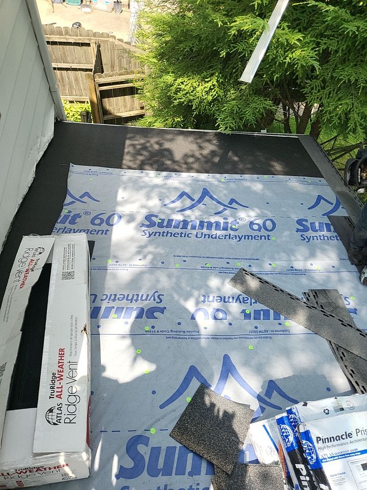ATLAS PINNACLE COLOR: BLACK SHADOW by Eagle Eye Roofing