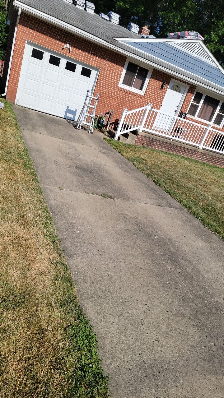 Brand: Atlas Pinnacle Color: Pristine Sunset Drip: White by Eagle Eye Roofing