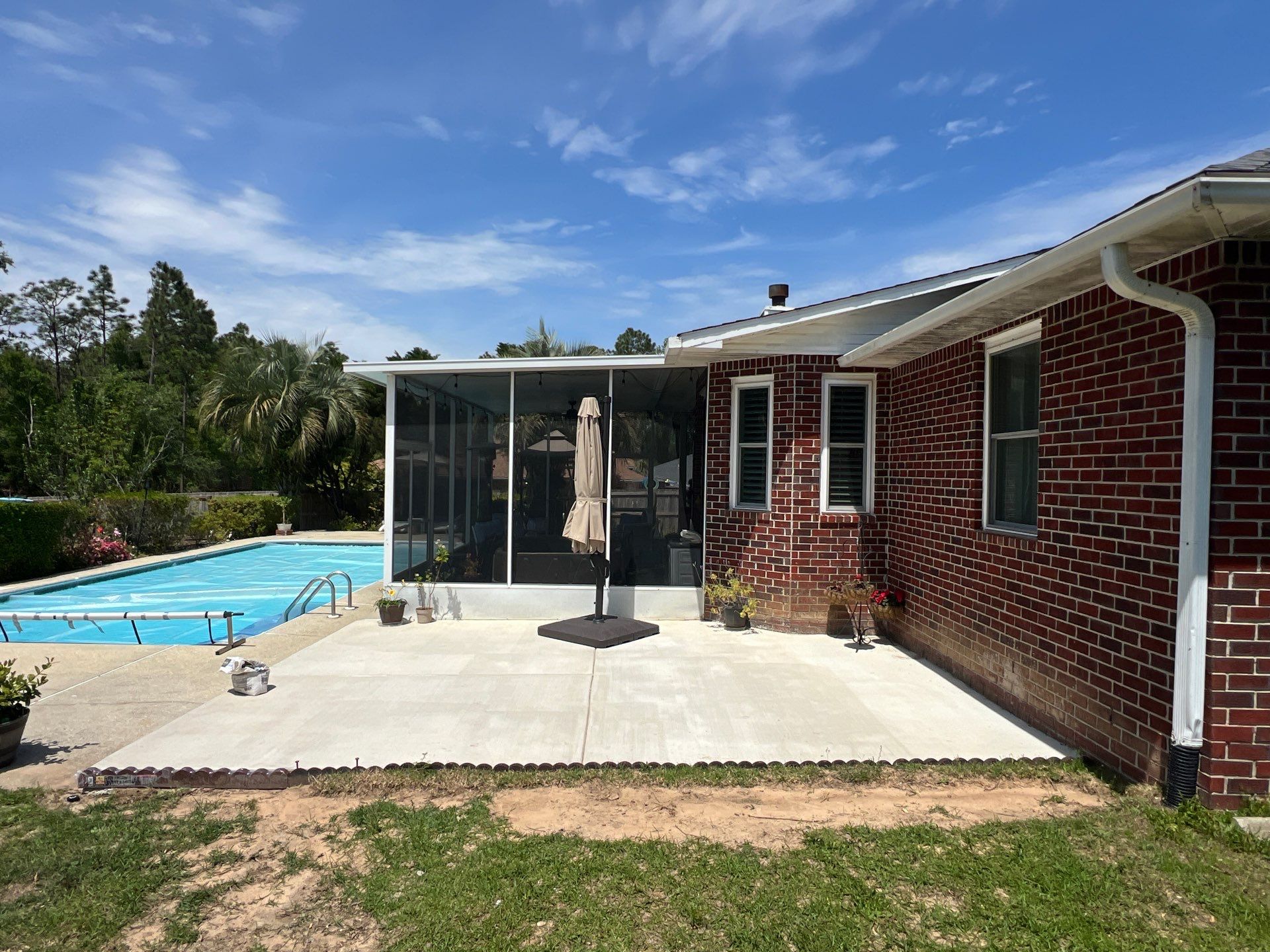 Pensacola Screen Room Using Titan's Colorbeam by Titan Sunrooms
