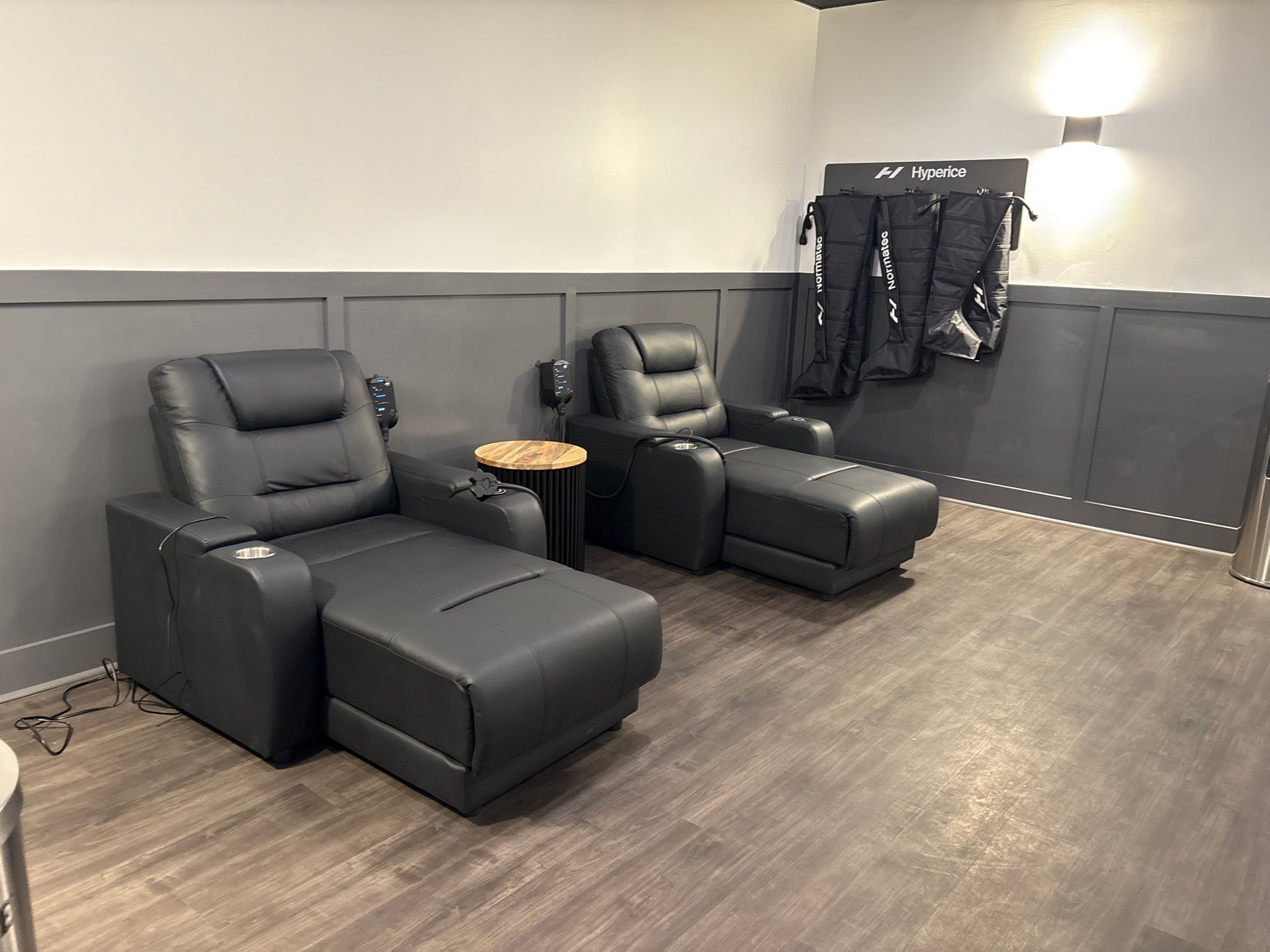Northlake OLF - Recovery room renovation, flooring installation, front desk, accent wall by Nova HomeWorks 