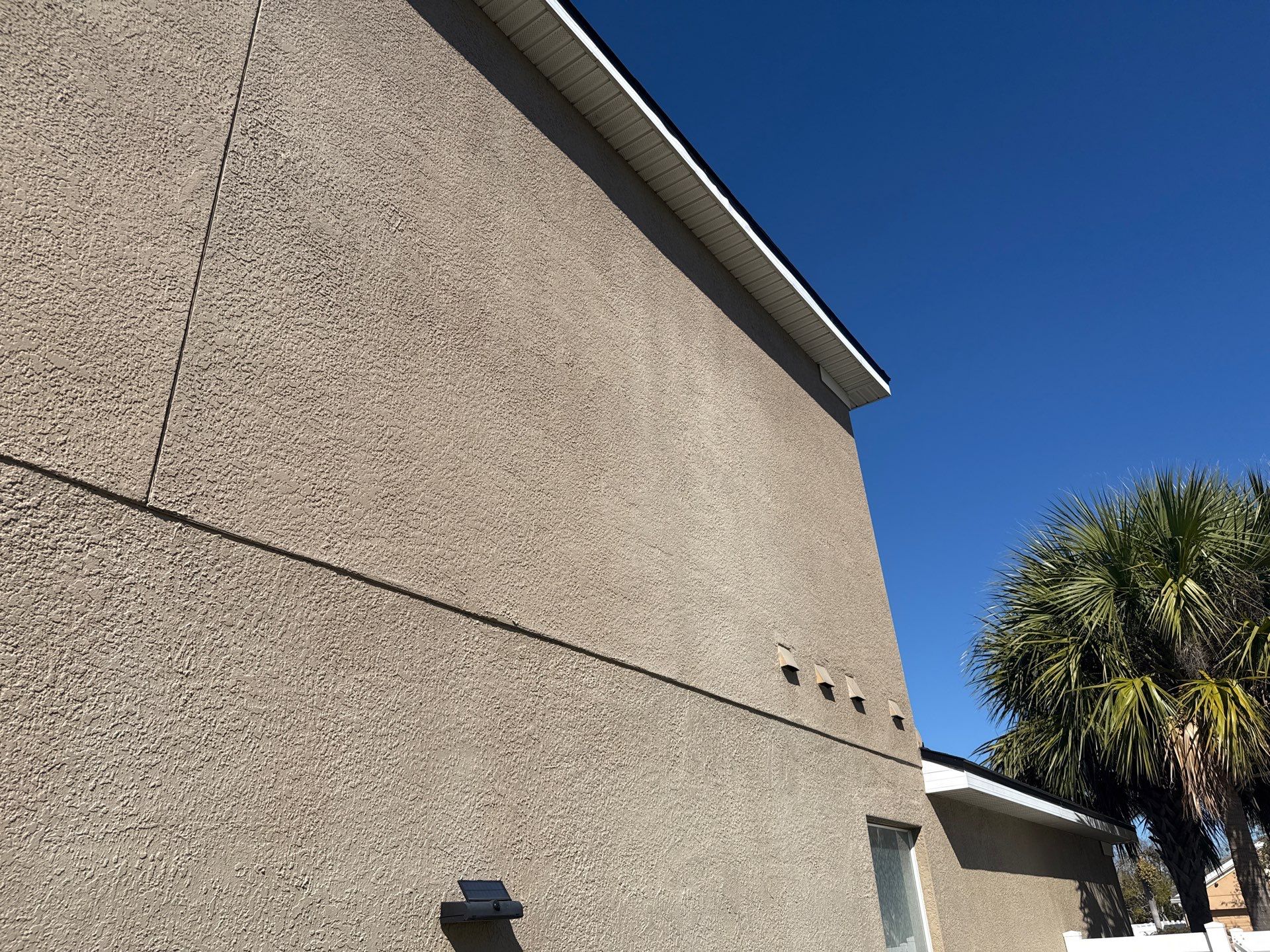 Two-Story House Wash in Crystal Lakes – Palmetto, FL by Sunshine AquaWash