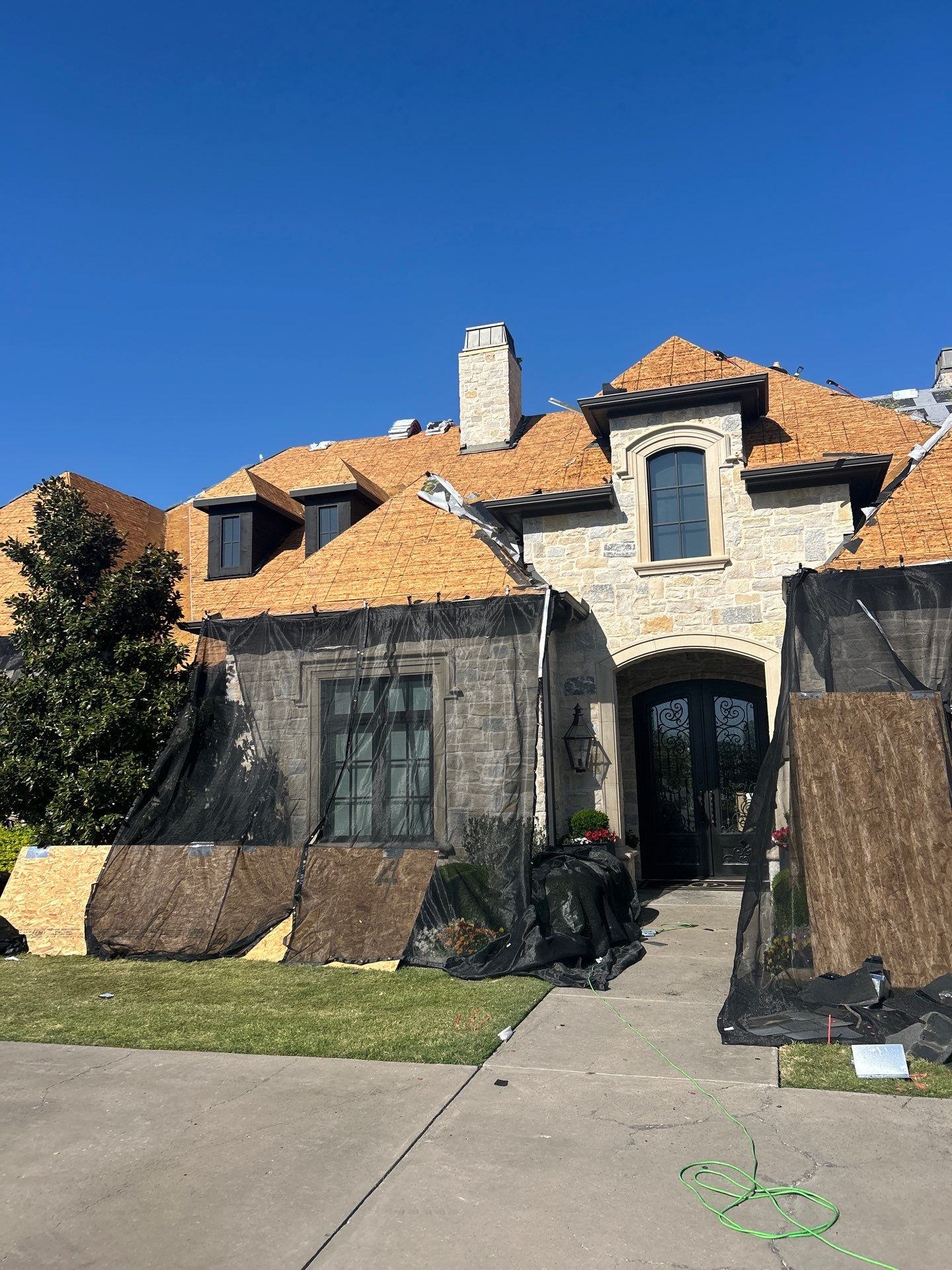 Residential Roof Replacement using CertainTeed shingles by Elite Roofing LLC