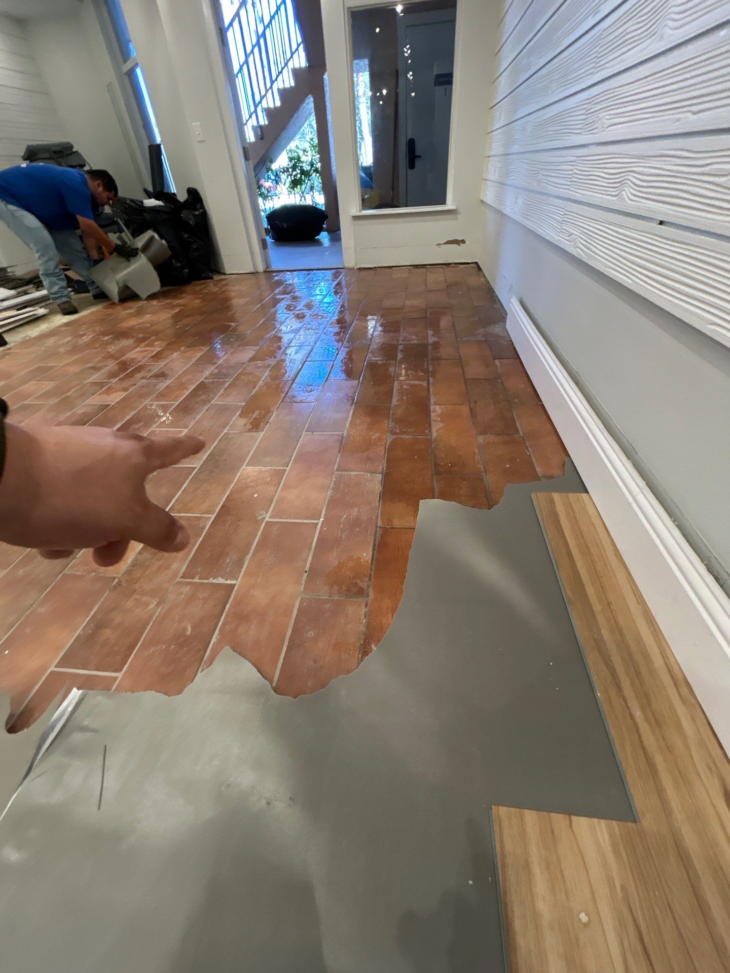 Water Damage Extraction by Ampm Restoration Services