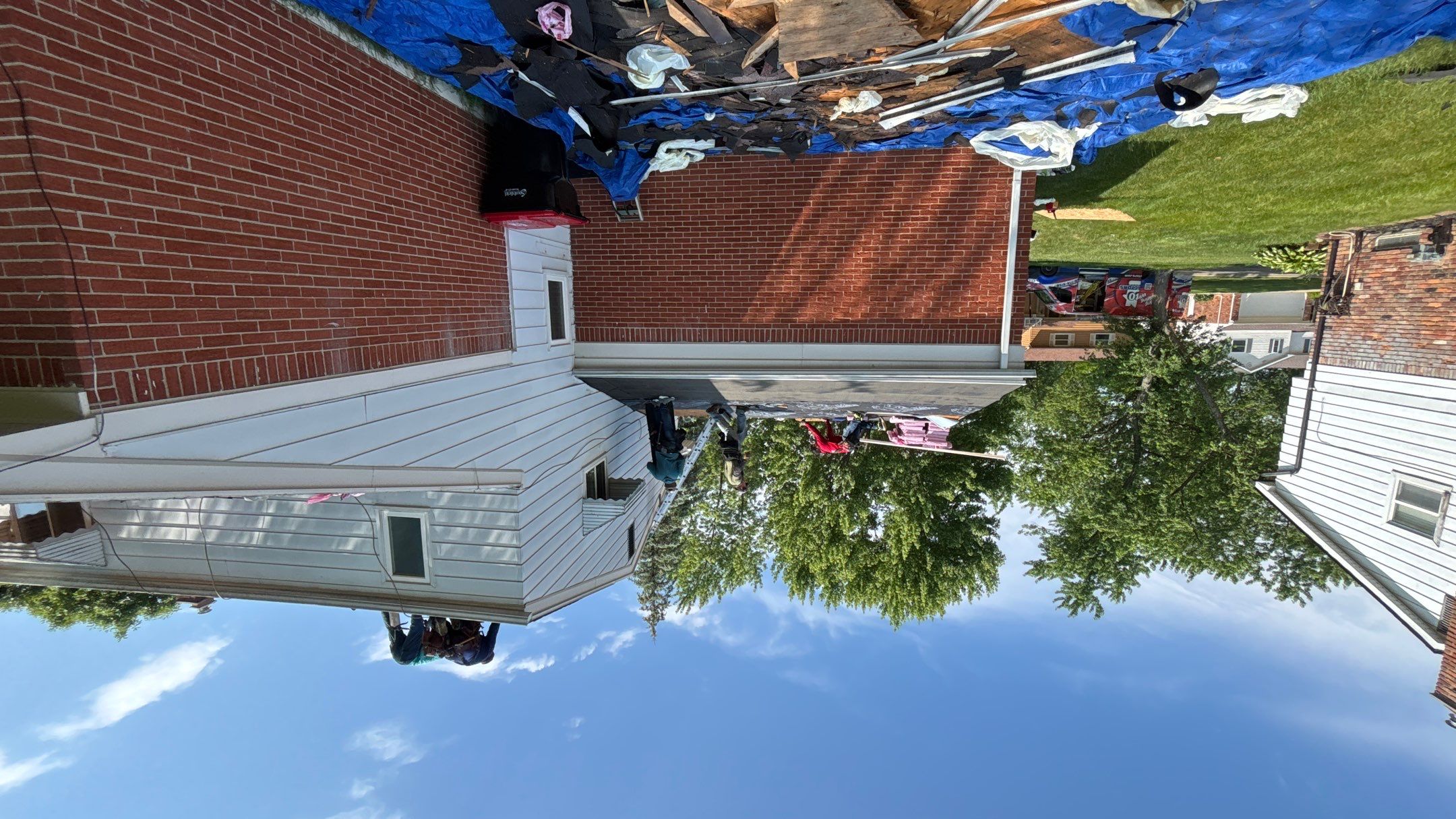 Roof Replacement using Owens Corning Brownwood by 180 Contractors