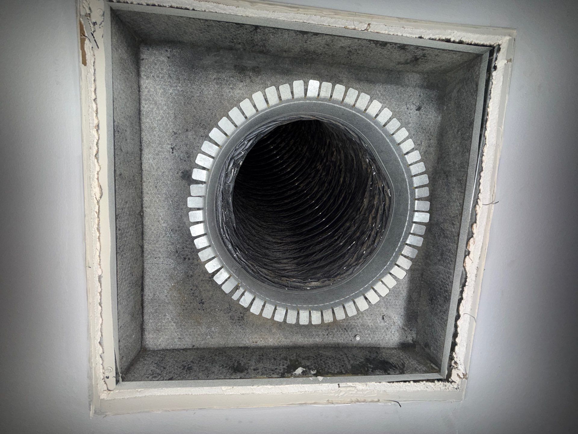 Duct Cleaning and Sanitization by Elemental Heating and air conditioning LLC