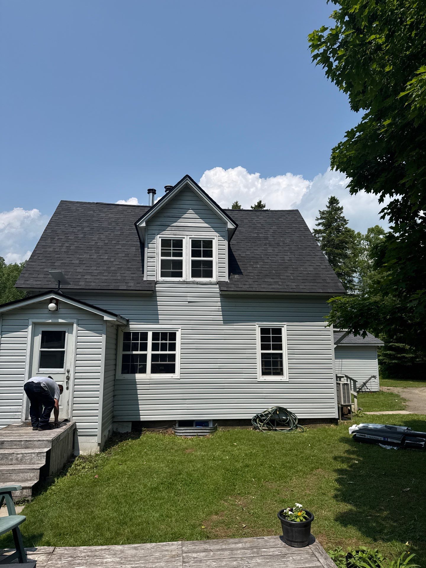 New Premium Shingle Roof by Bobby Built