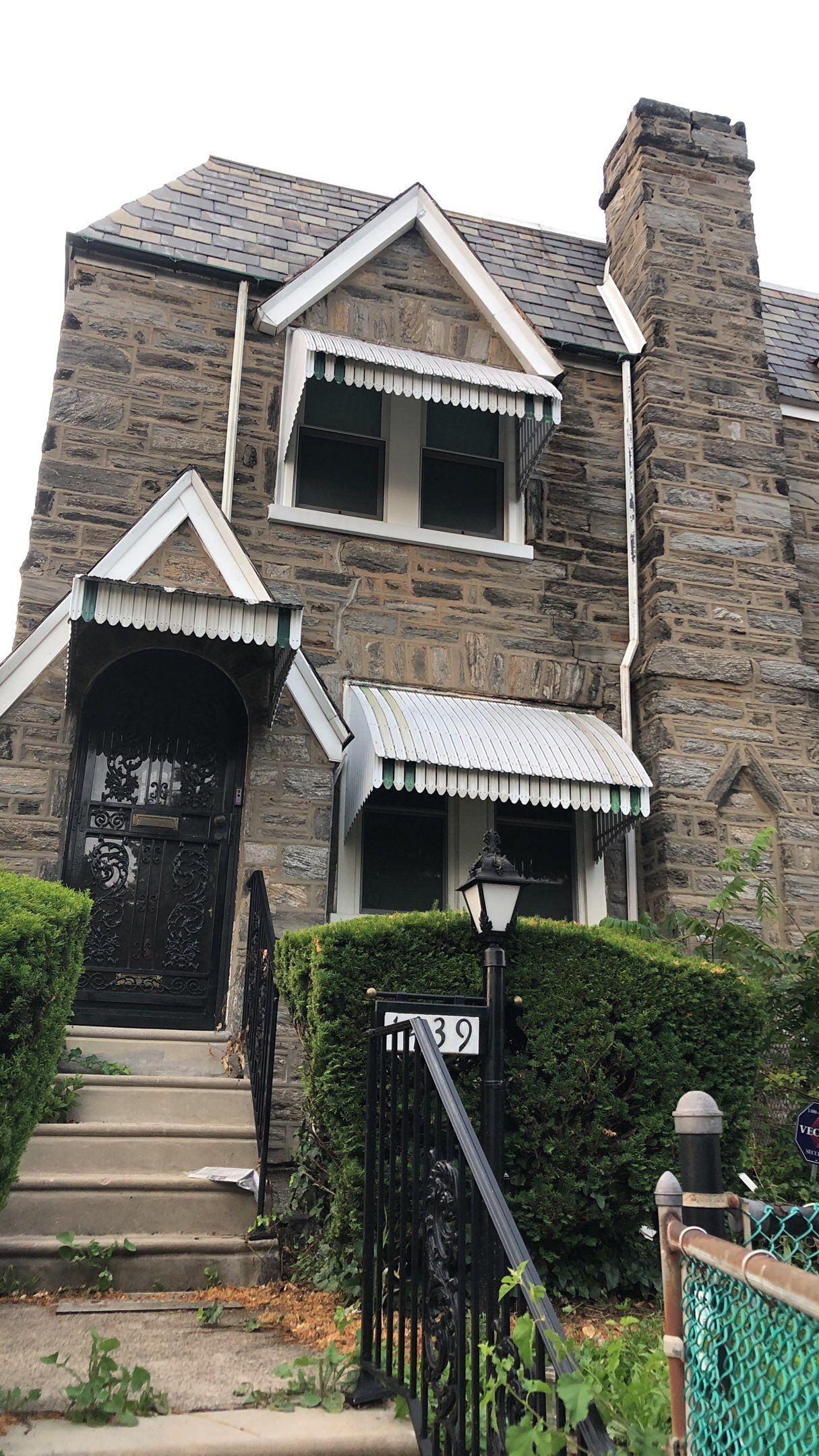 Brick and Stone repointing by Quinn Brothers Masonry LLC