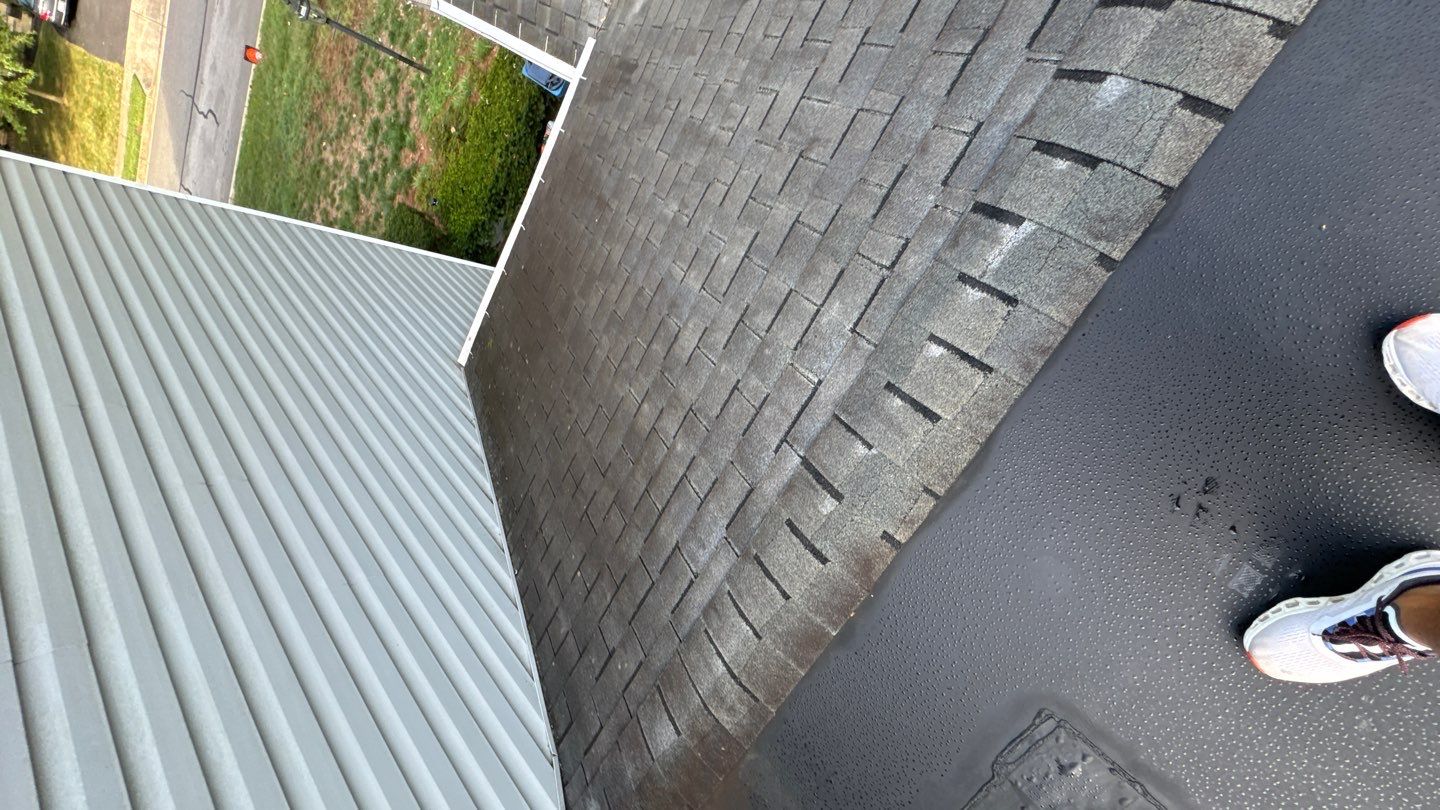 Alexandria: Residential Flat Roof Replacement with MuleHide TPO by RM Banning, Inc.