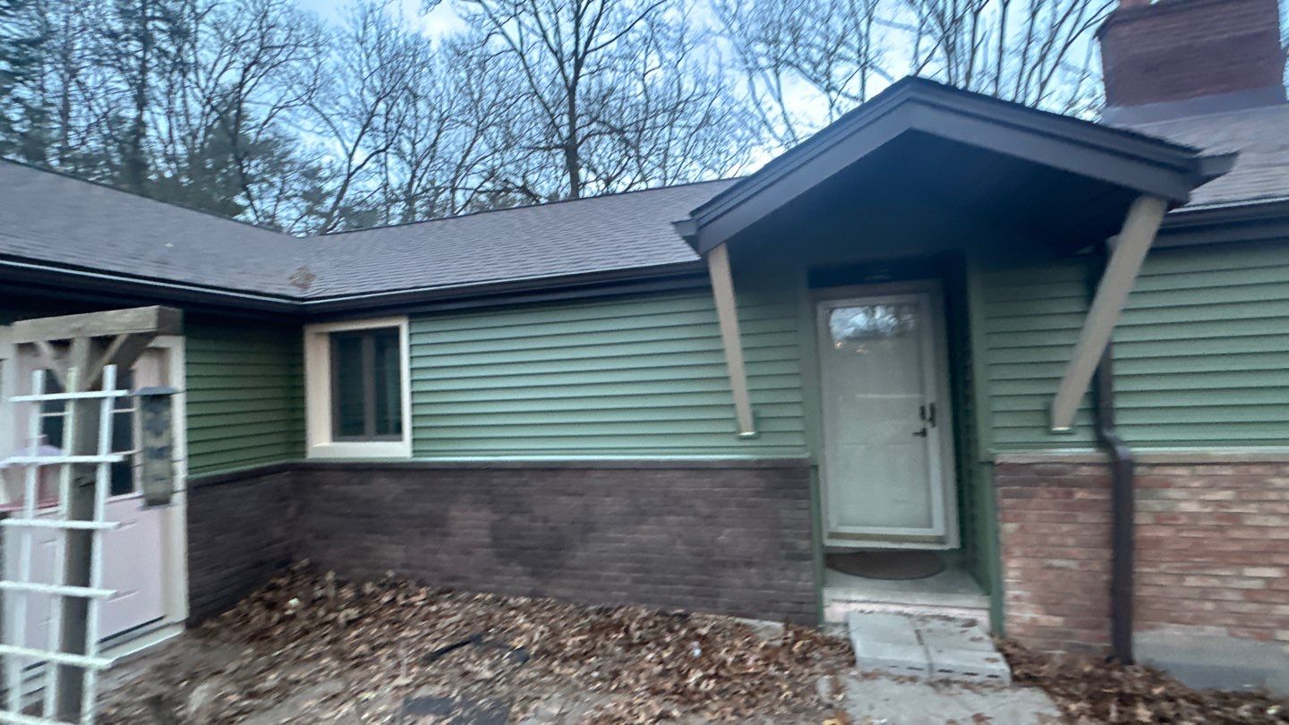 Siding Replacement using CertainTeed Restoration Classis D4 by 180 Contractors