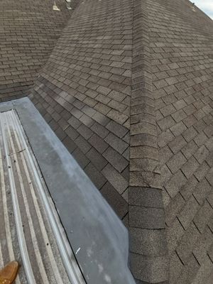 Reparación de Filtración y Flashing en Frisco, TX