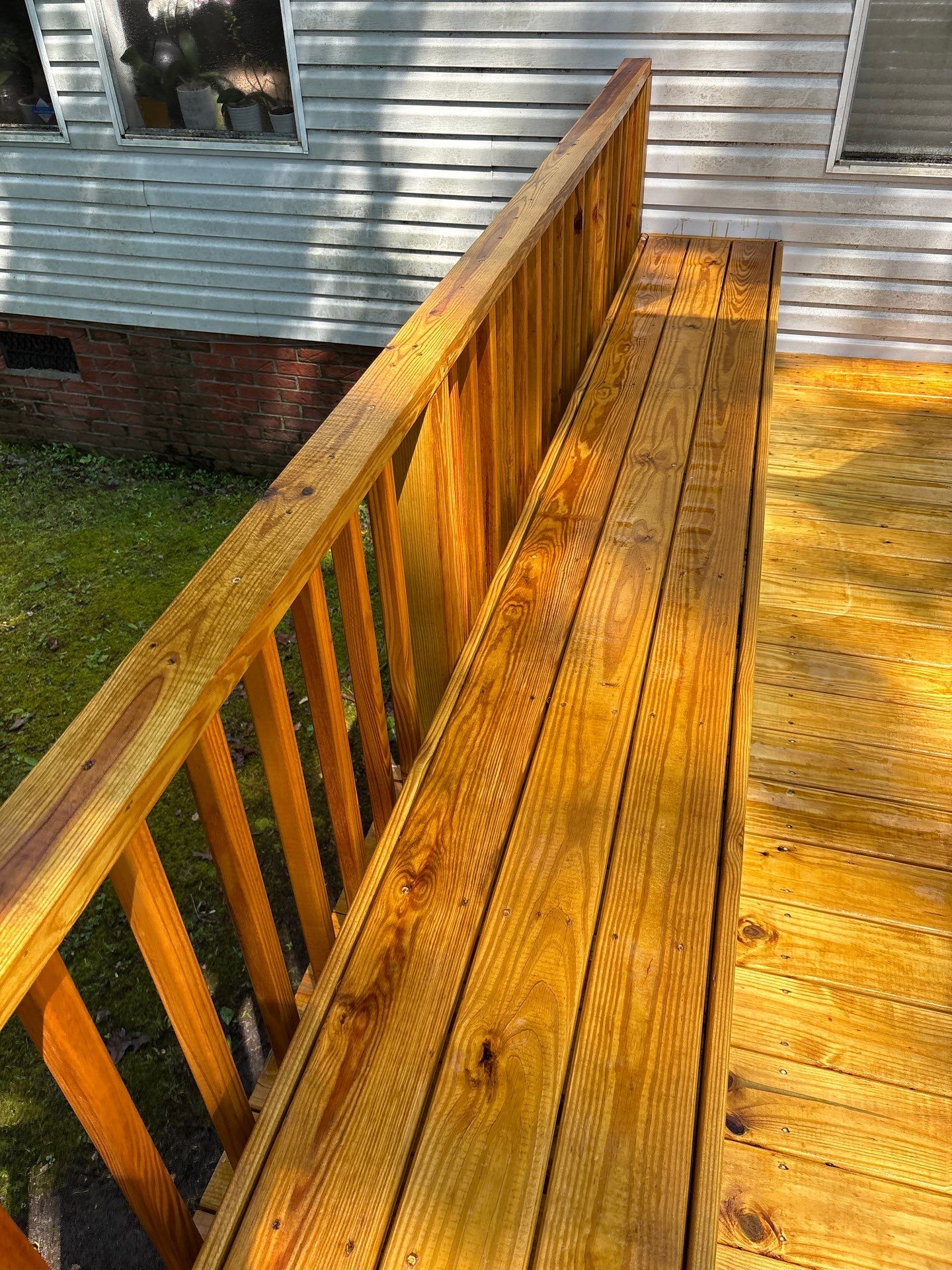Wood Deck using Wood Sealant by DuraSeal