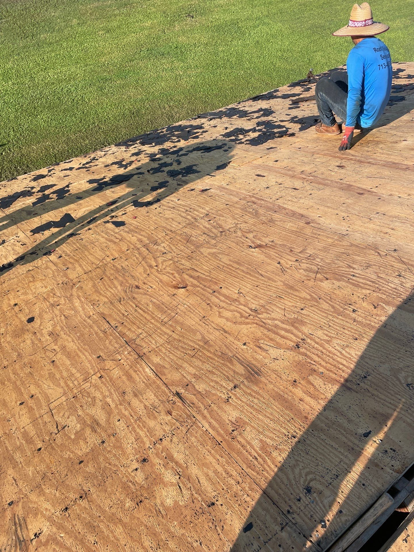 Residential Roofing Installation using Owen's Corning Duration (Lifetime) Shingles by Roof Repair Company