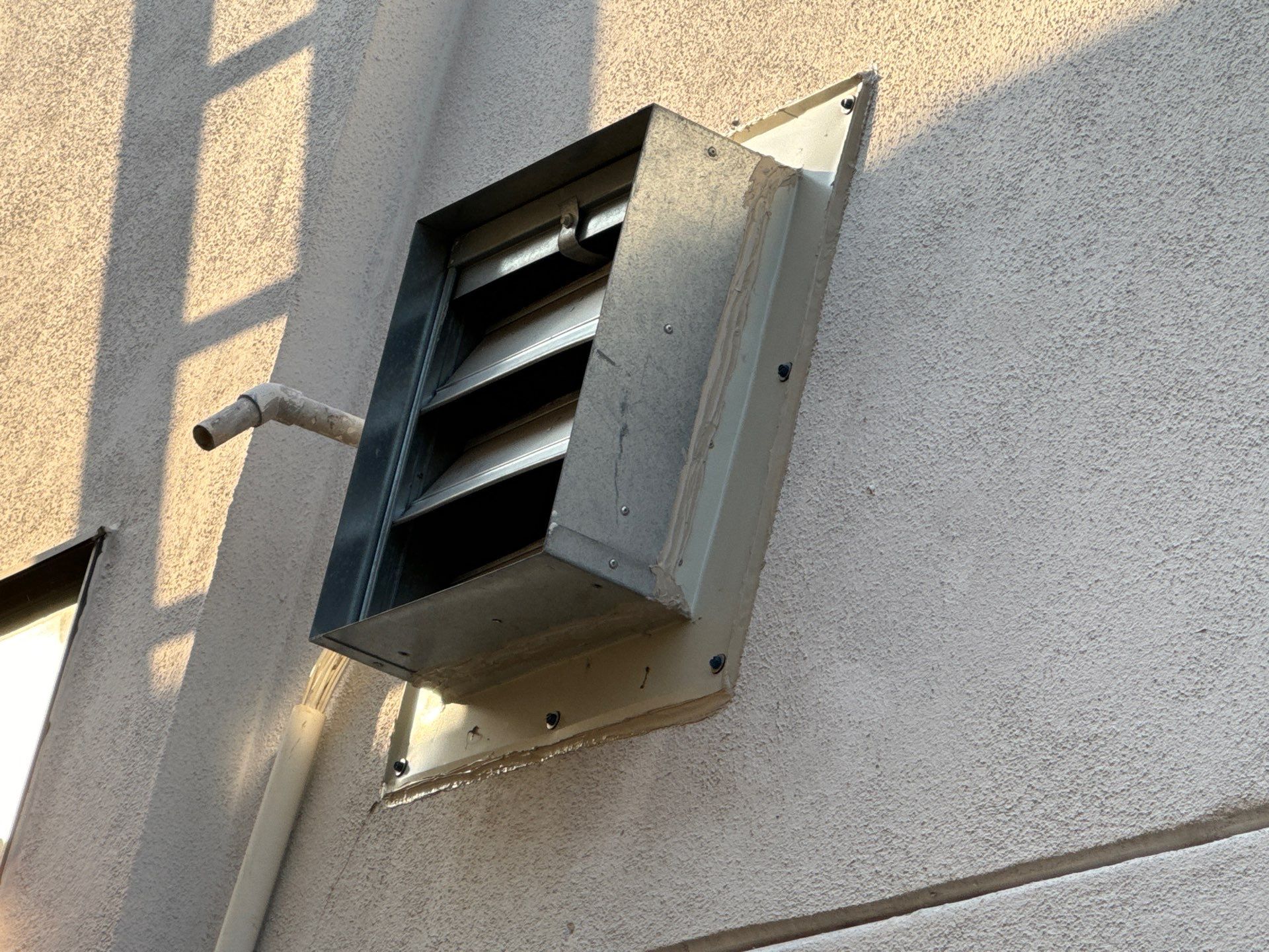Scupper Repair Wall Leak by Associates Roofing Unlimited