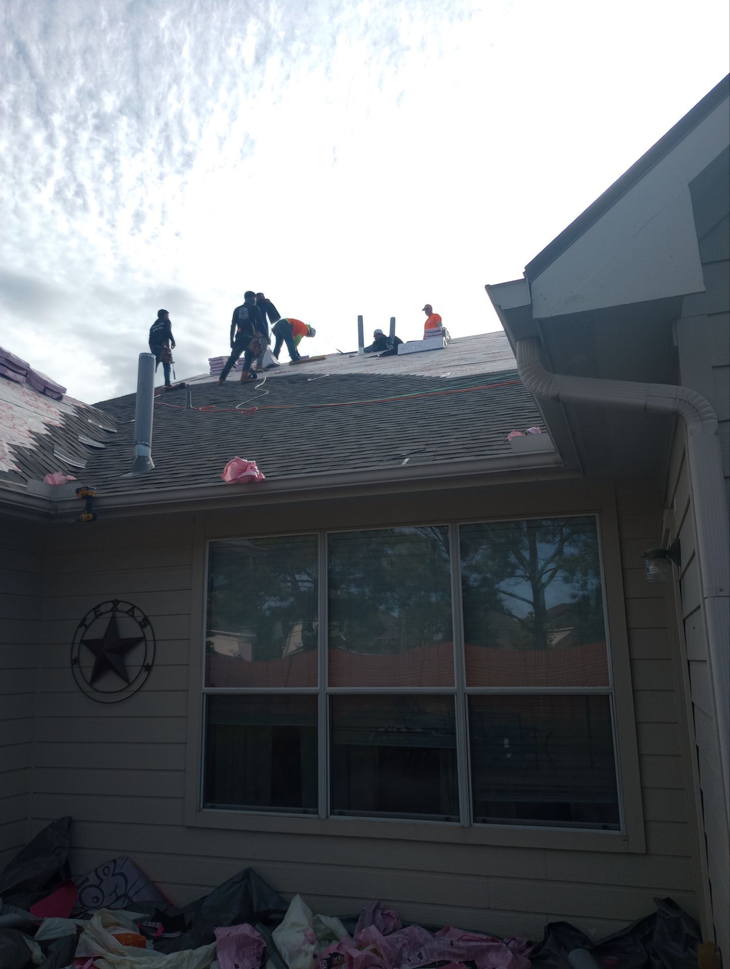Residential Roofing Installation using Owen's Corning Duration (Lifetime) Shingles by Roof Repair Company
