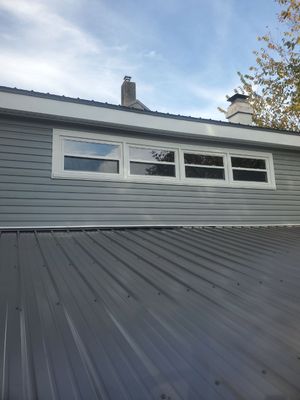 Residential Roofing Installation using Metal