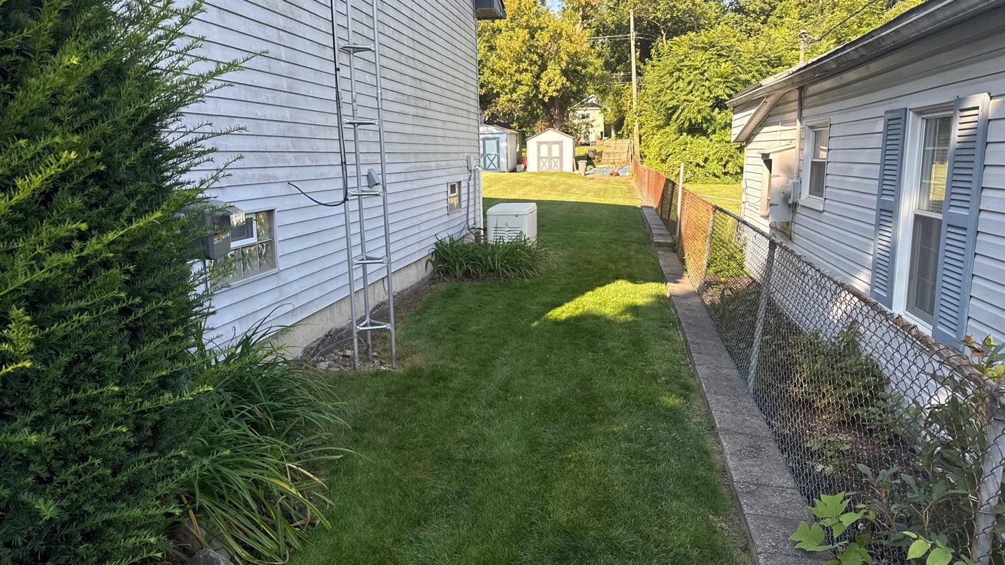 Siding Replacement using Alside Charter Oak D4.5" Cape Cod Grey by 180 Contractors