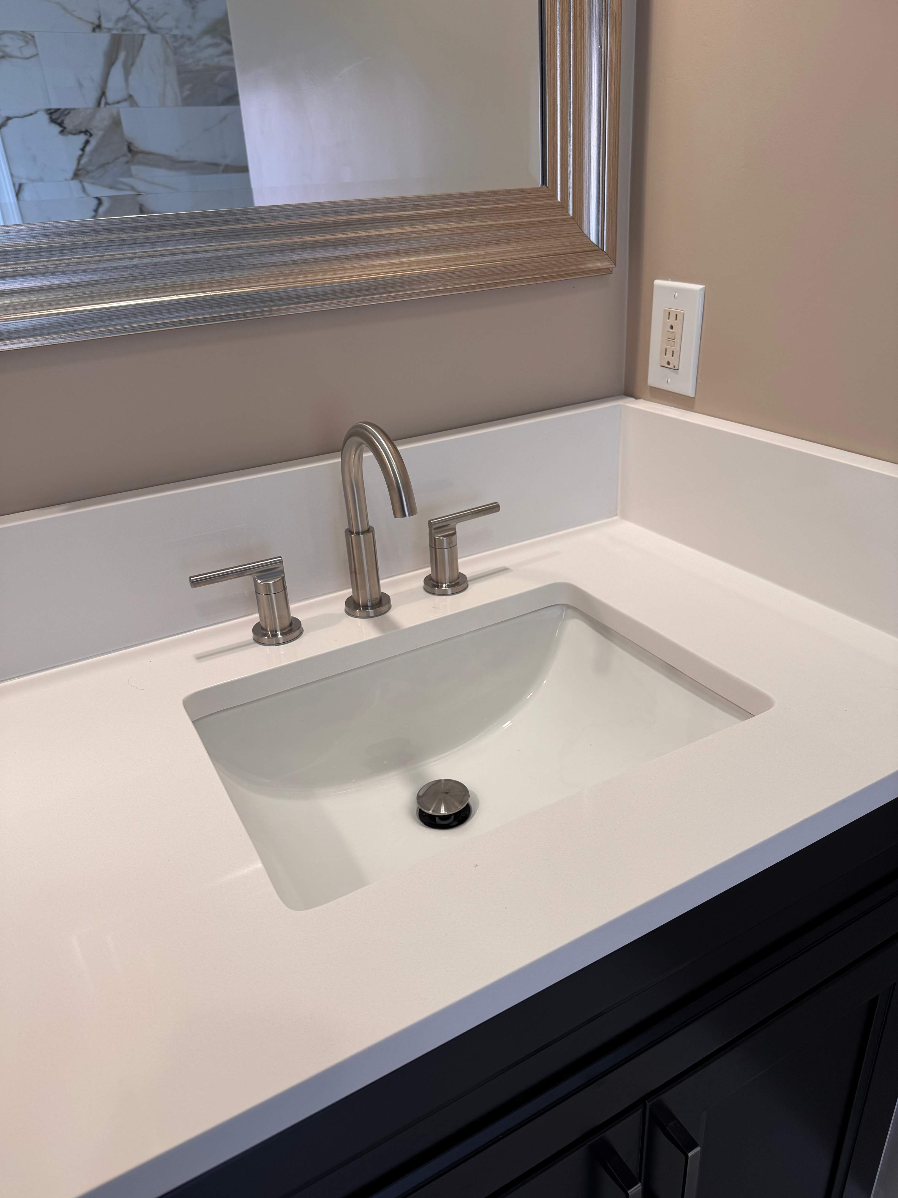 Master bathroom renovation by Prudencio