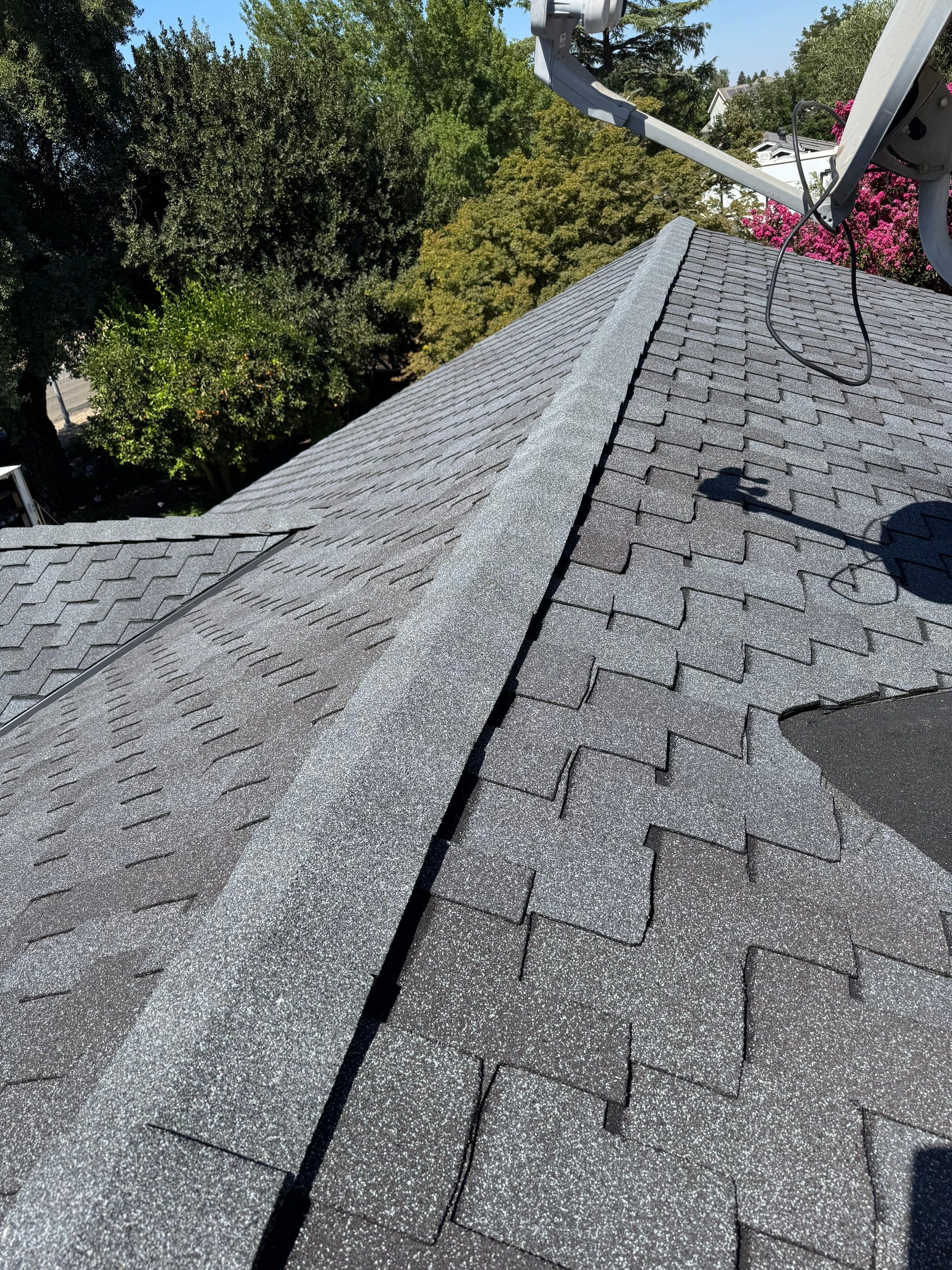 Presidential shingle roof by Straight Edge Roofing Inc
