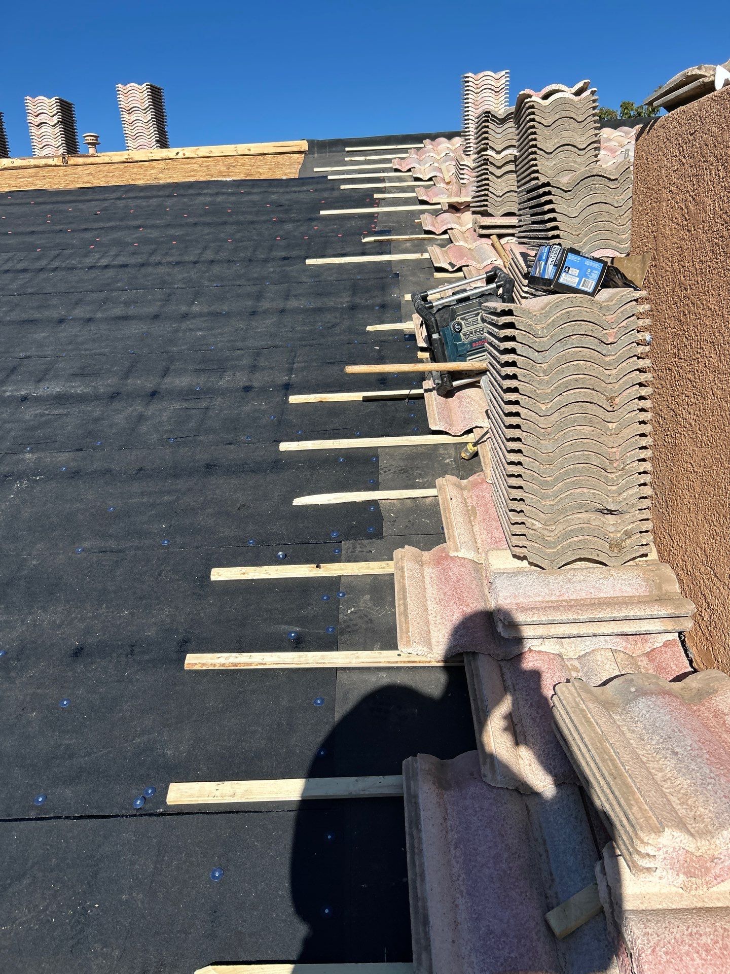 Malibu Cream Concrete Tiles by Reimagine Roofing