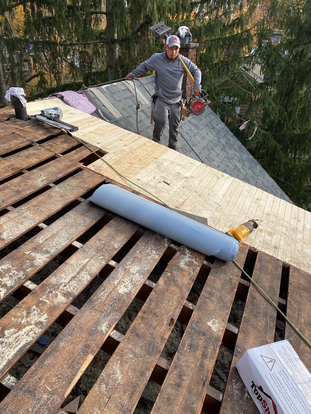 Residential Roofing Installation using Owens Corning Duration, Estate Grey by Absolute Roofing and Construction