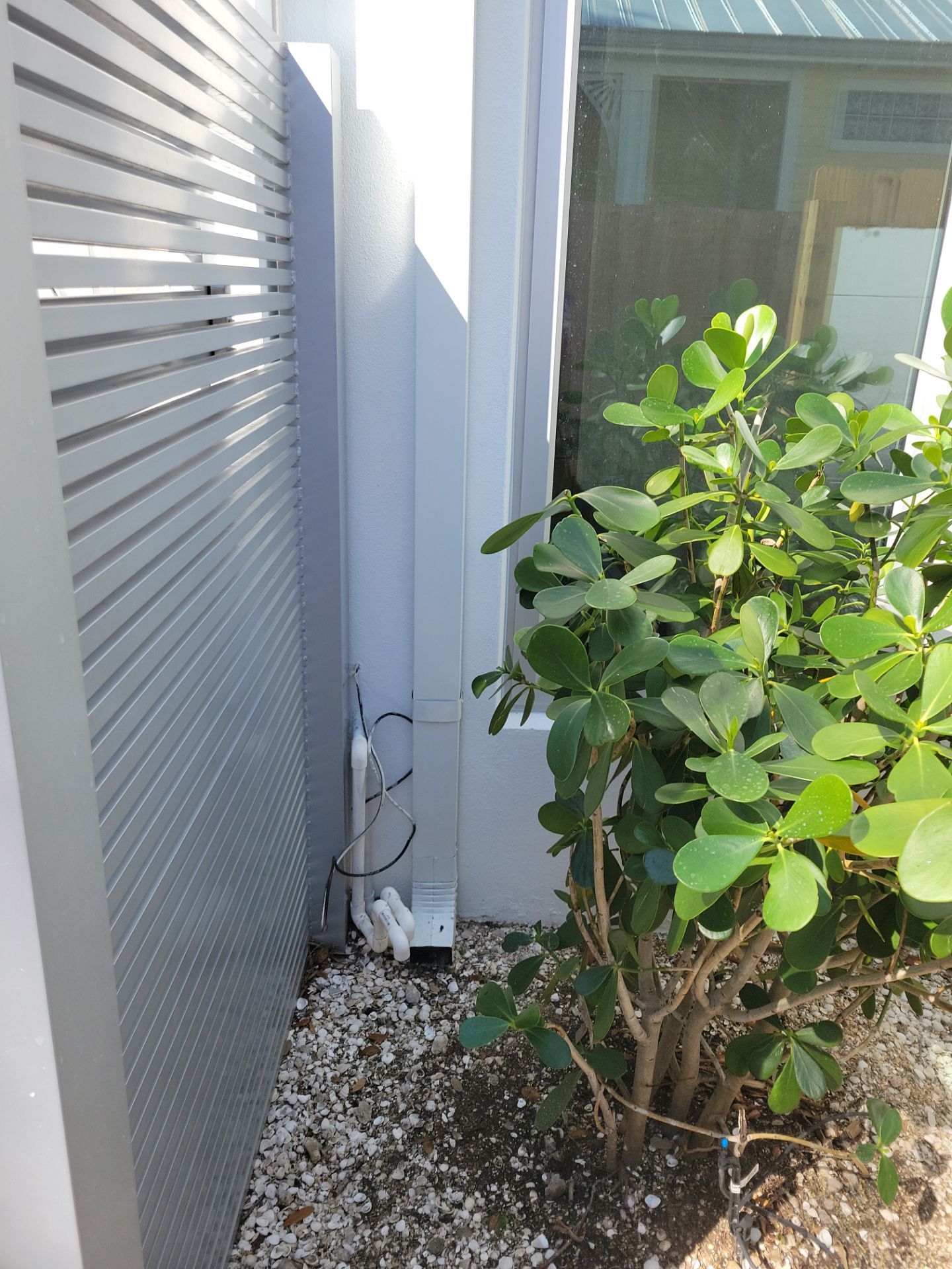 7 inch seamless gutters using smooth box gutters in Sarasota FL by Gutter Professors