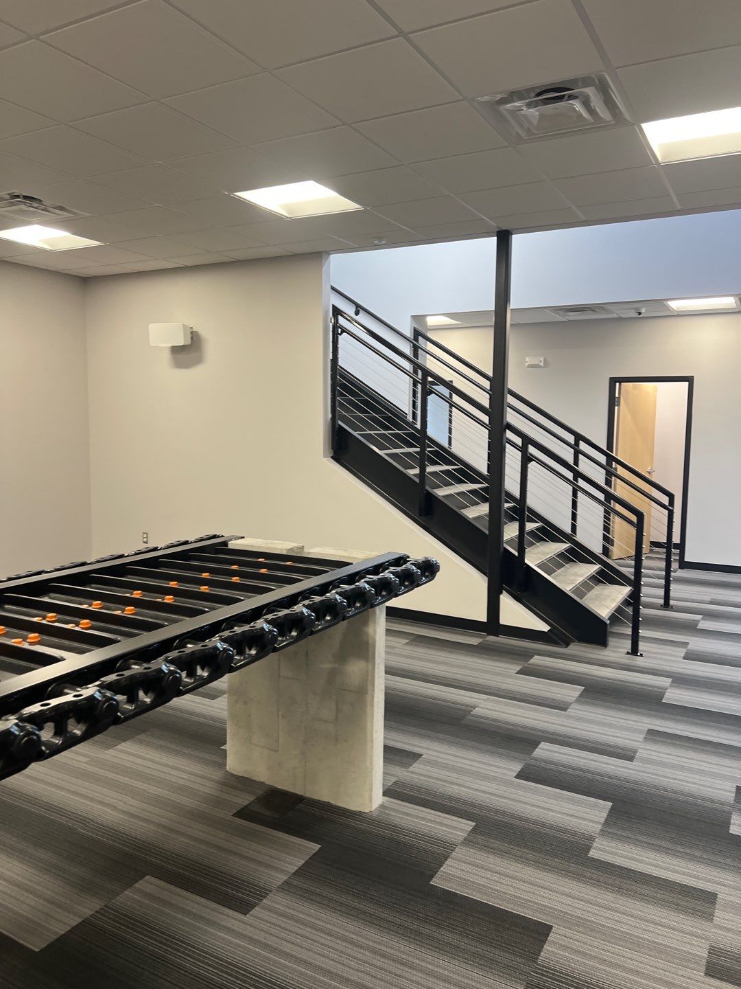 On Track Shop by Cutting edge painting 