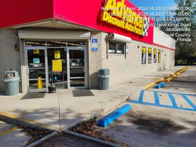 Commercial Grounds Maintenance — National Retail & Automotive Locations