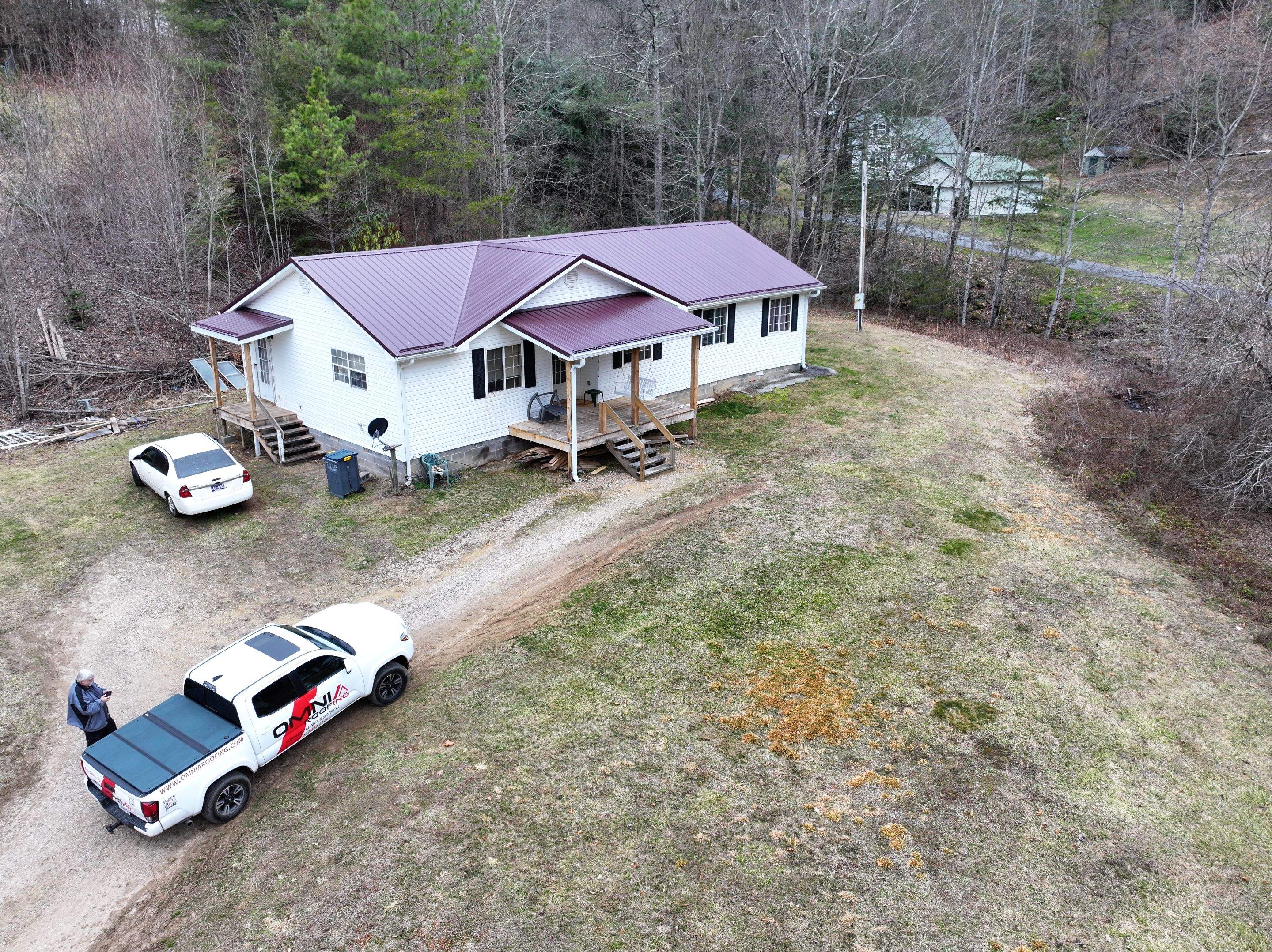 Evans Residence by Omnia Roofing