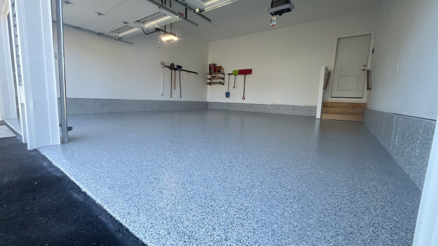 Garage in Londonderry, NH 03053 by Symphony Concrete Coatings