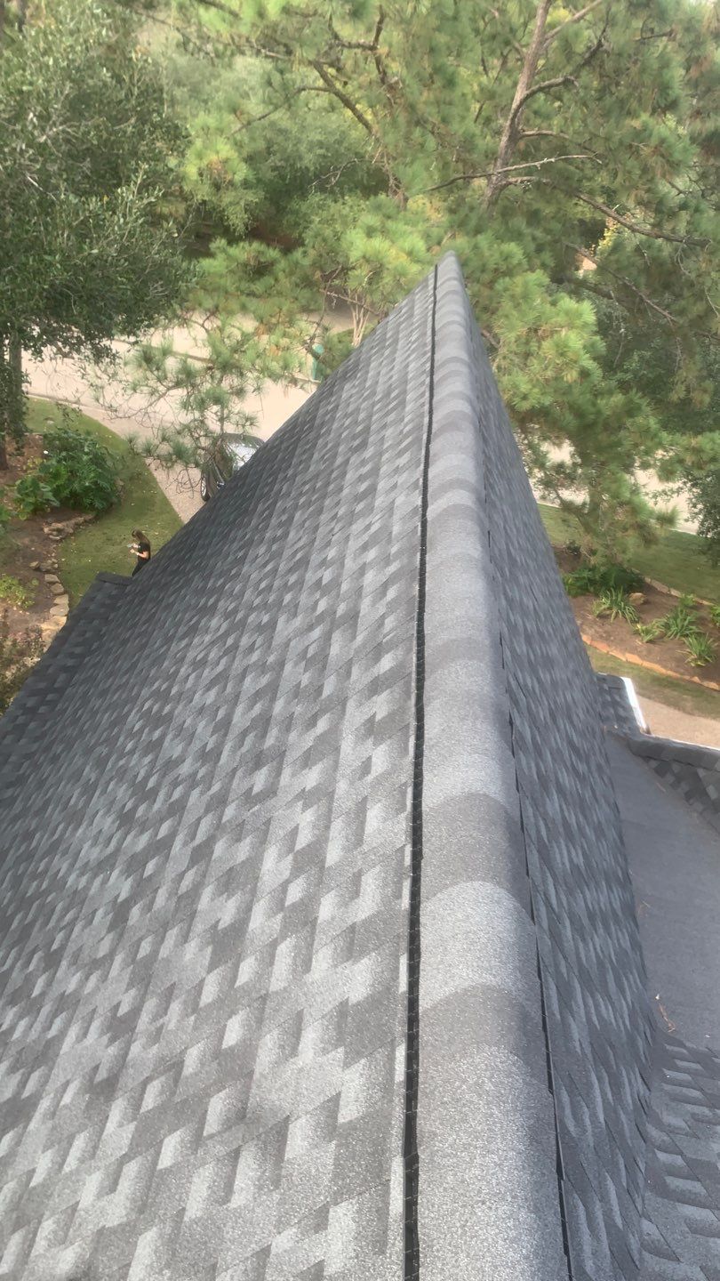 GAF HDZ - Charcoal by Elite Roofing LLC