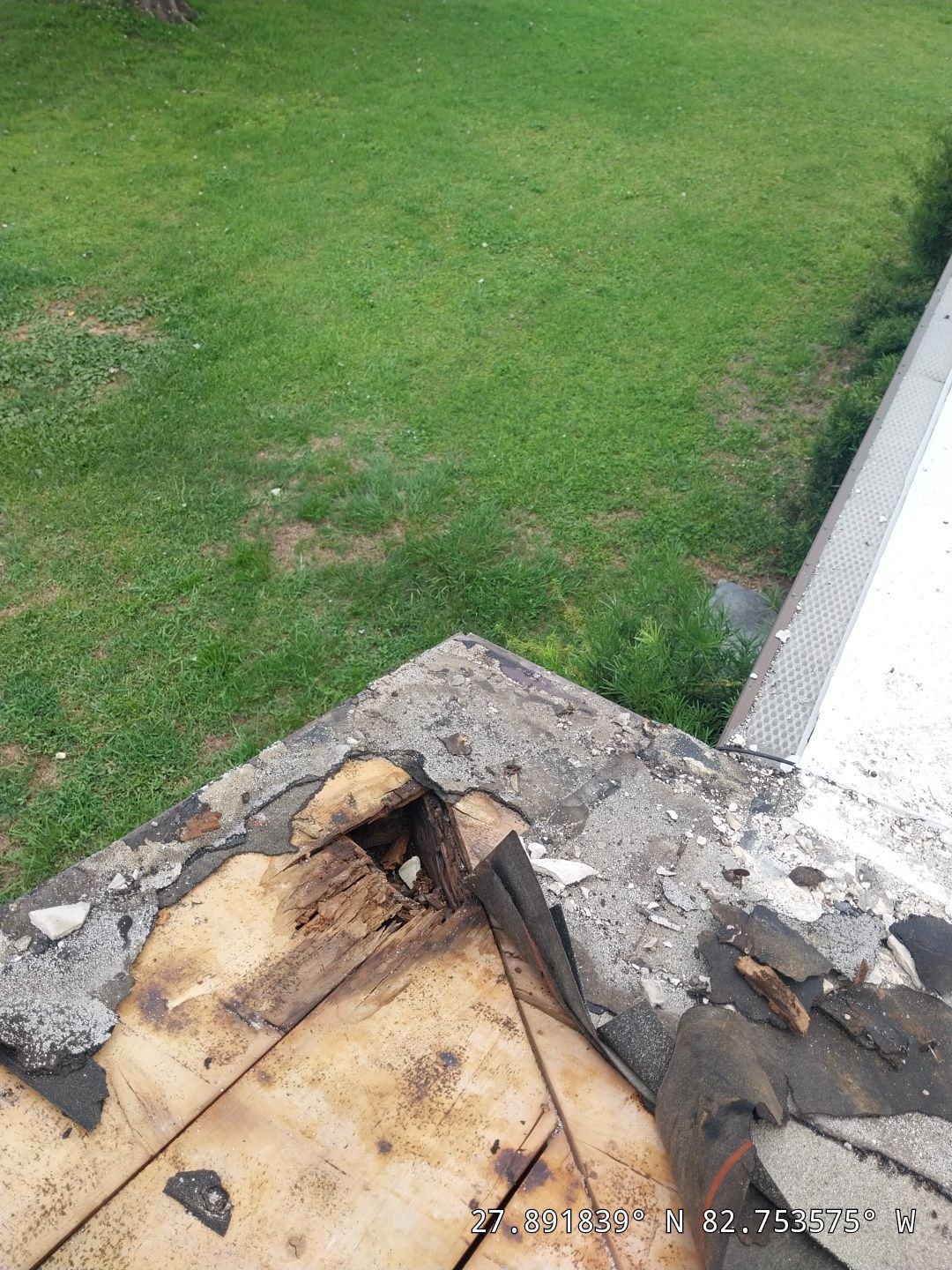 Project in Largo 33773 by Mitchell Roofing Company LLC 