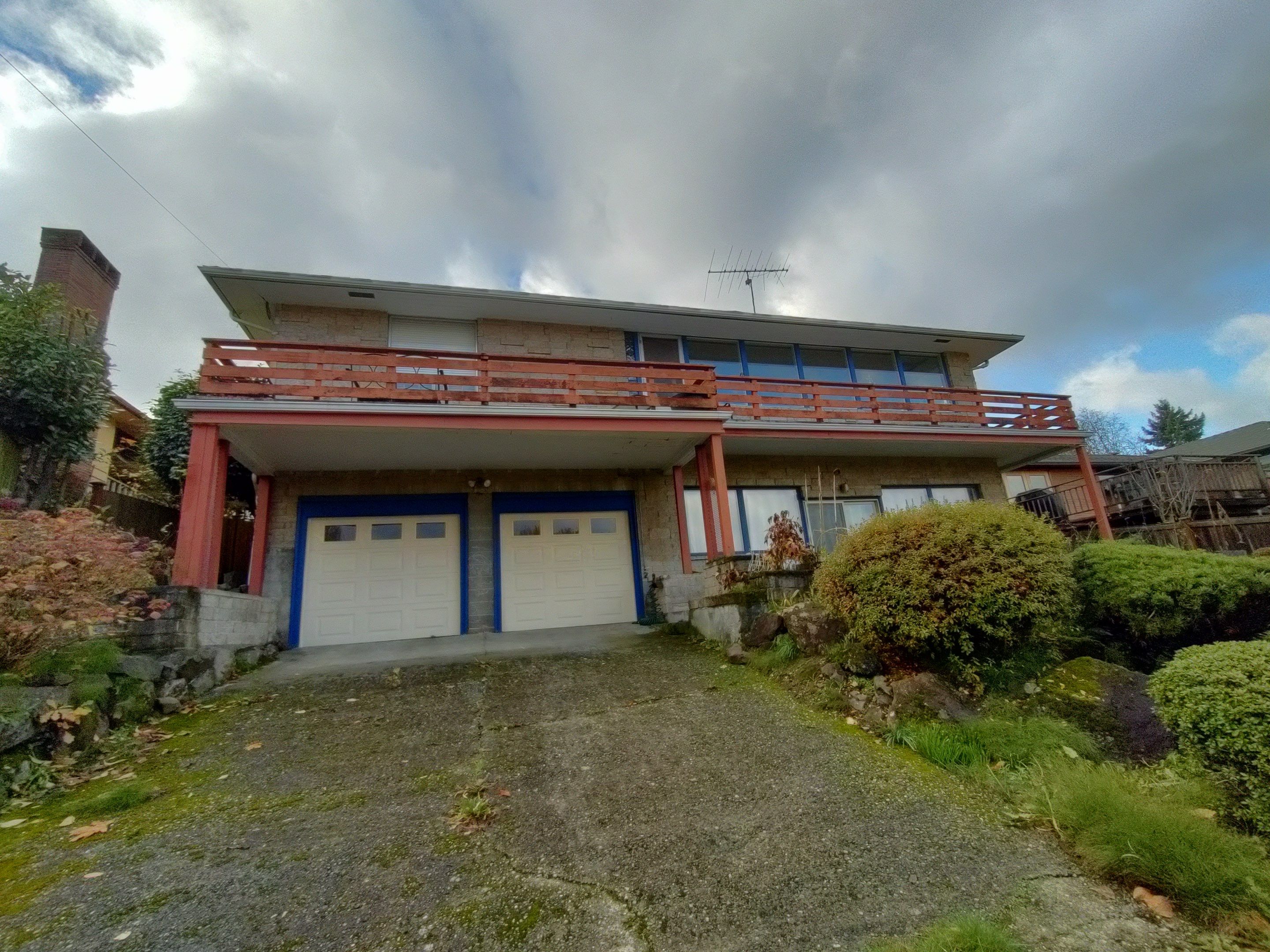 Spear PL Deck by Alki deck builders 