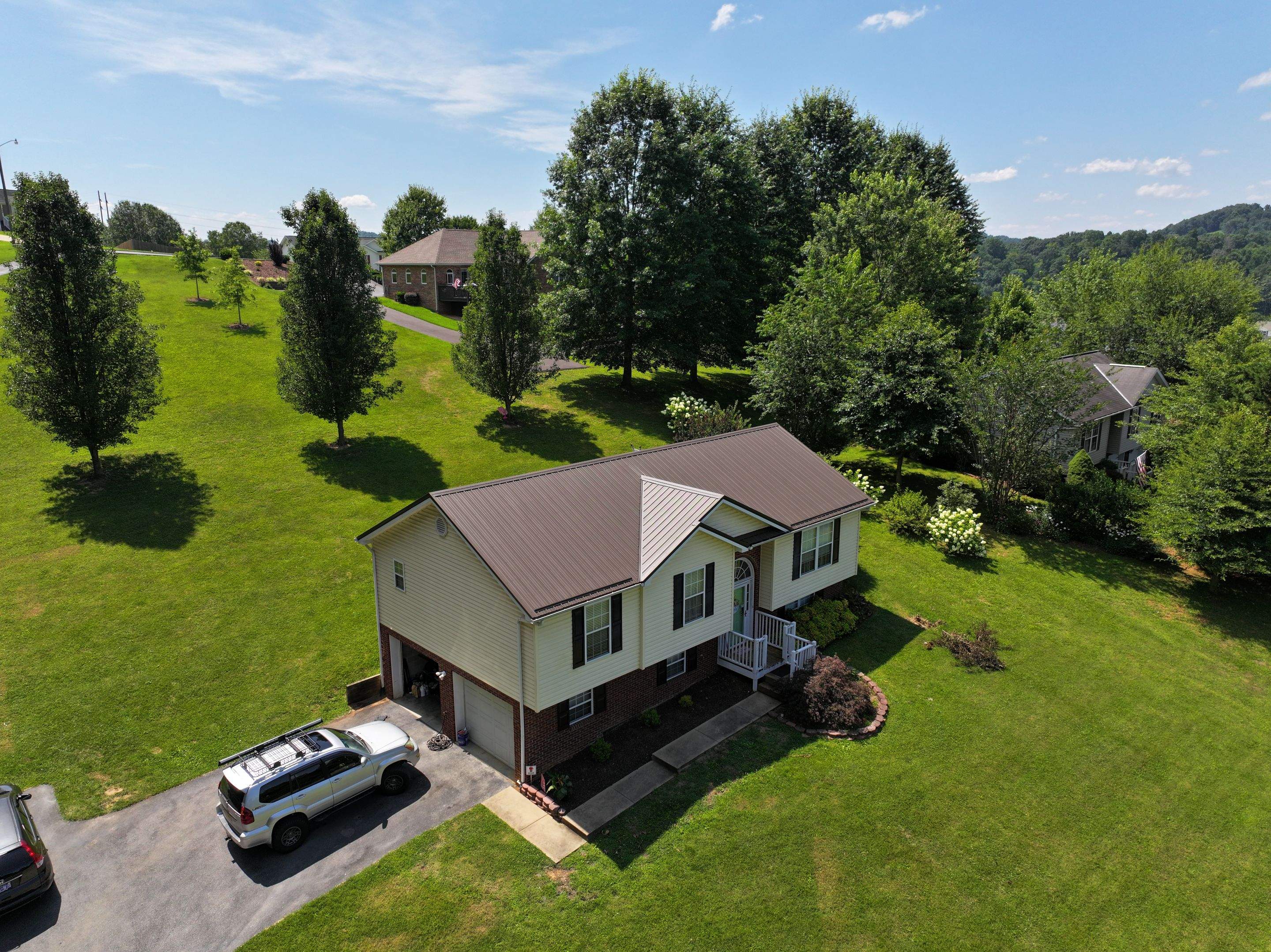 Carrier Residence by Omnia Roofing