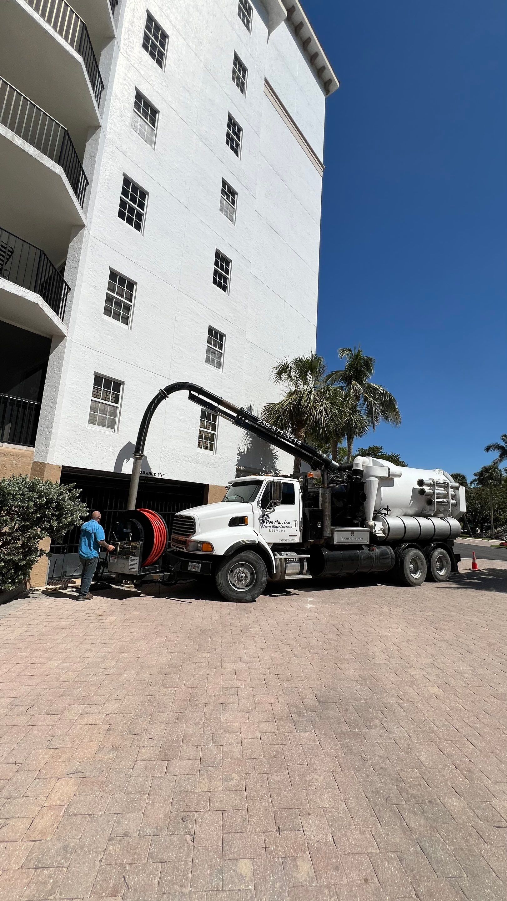 Condo Parking Garage Cleanup and Stormwater System Maintenance by APS Power & Water