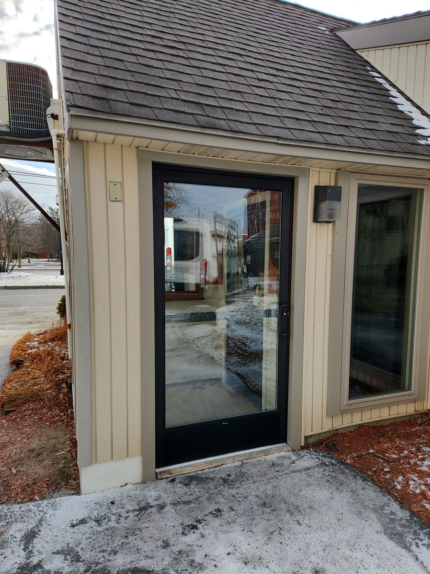 The Pub Restaurant - Commercial Door by Cheshire Glass Company