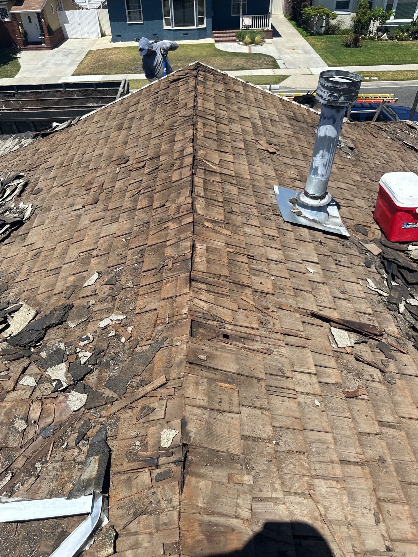 Roof Replacement - Lakewood, CA 90713 by Epic Roof Replacement