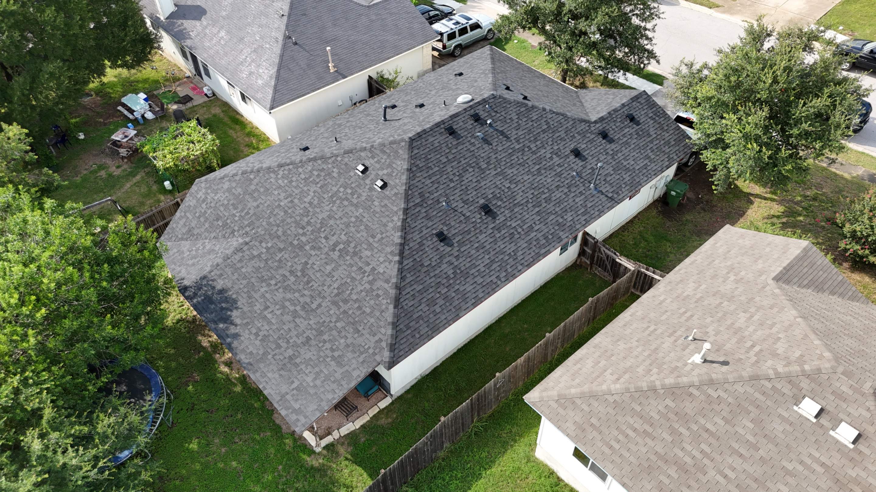 Brilliant Black - Malarkey Highlander by RoofsOnly.com