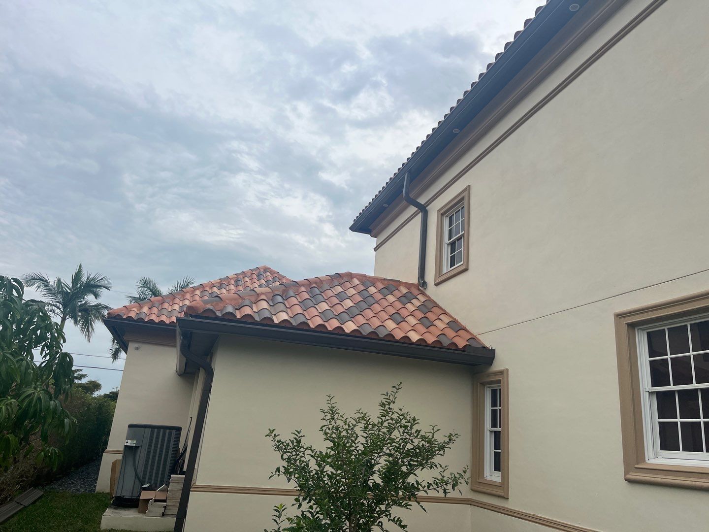 Musket Brown Seamless Gutters using Musket Brown Seamless Gutters in Cape Coral FL by Gutter Professors