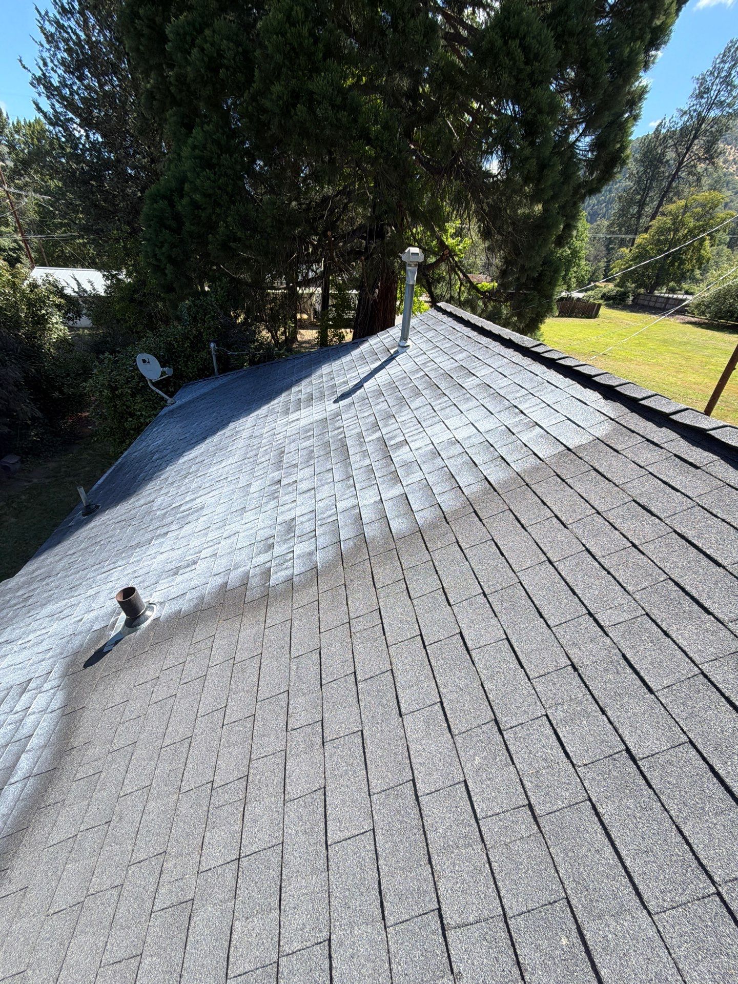 Project in Gold Hill by Roof Maxx of Grants Pass