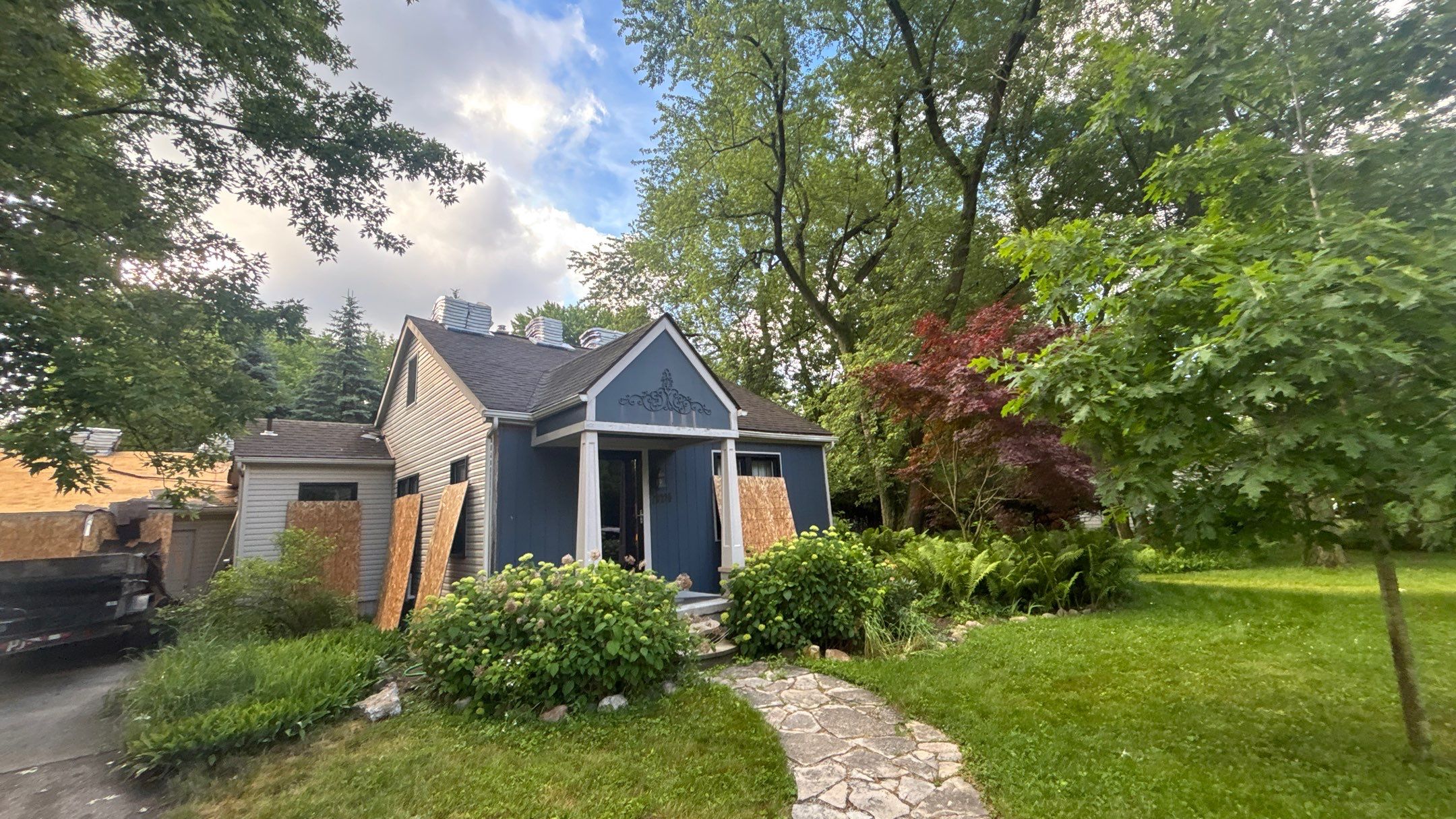 Roof Replacement using CertainTeed Landmark by 180 Contractors