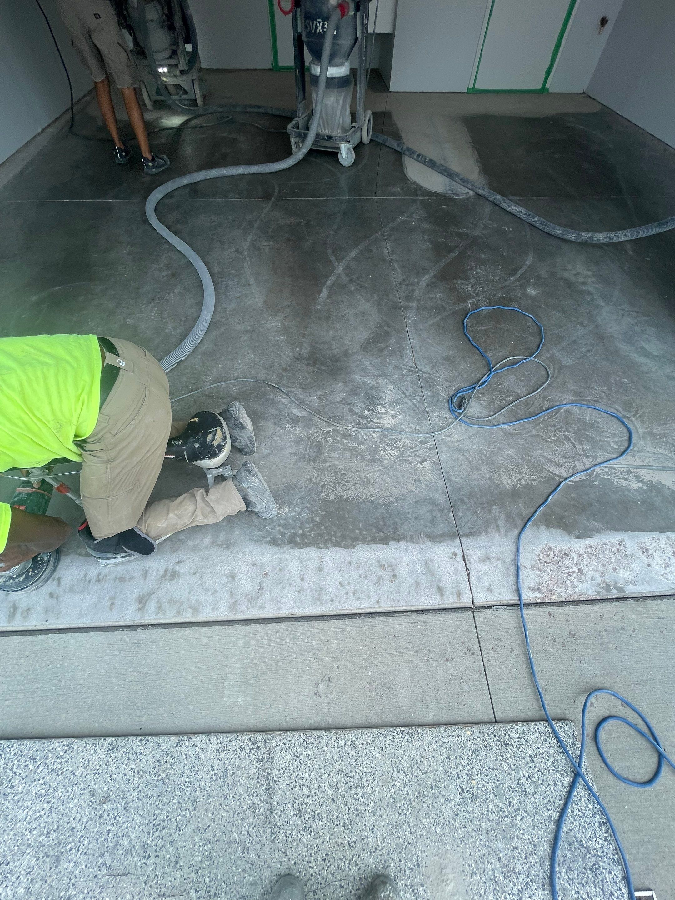 Custom Coyote Flake Garage Floor Coating in Sioux Falls by Select Painting, Coatings & Garage Cabinets